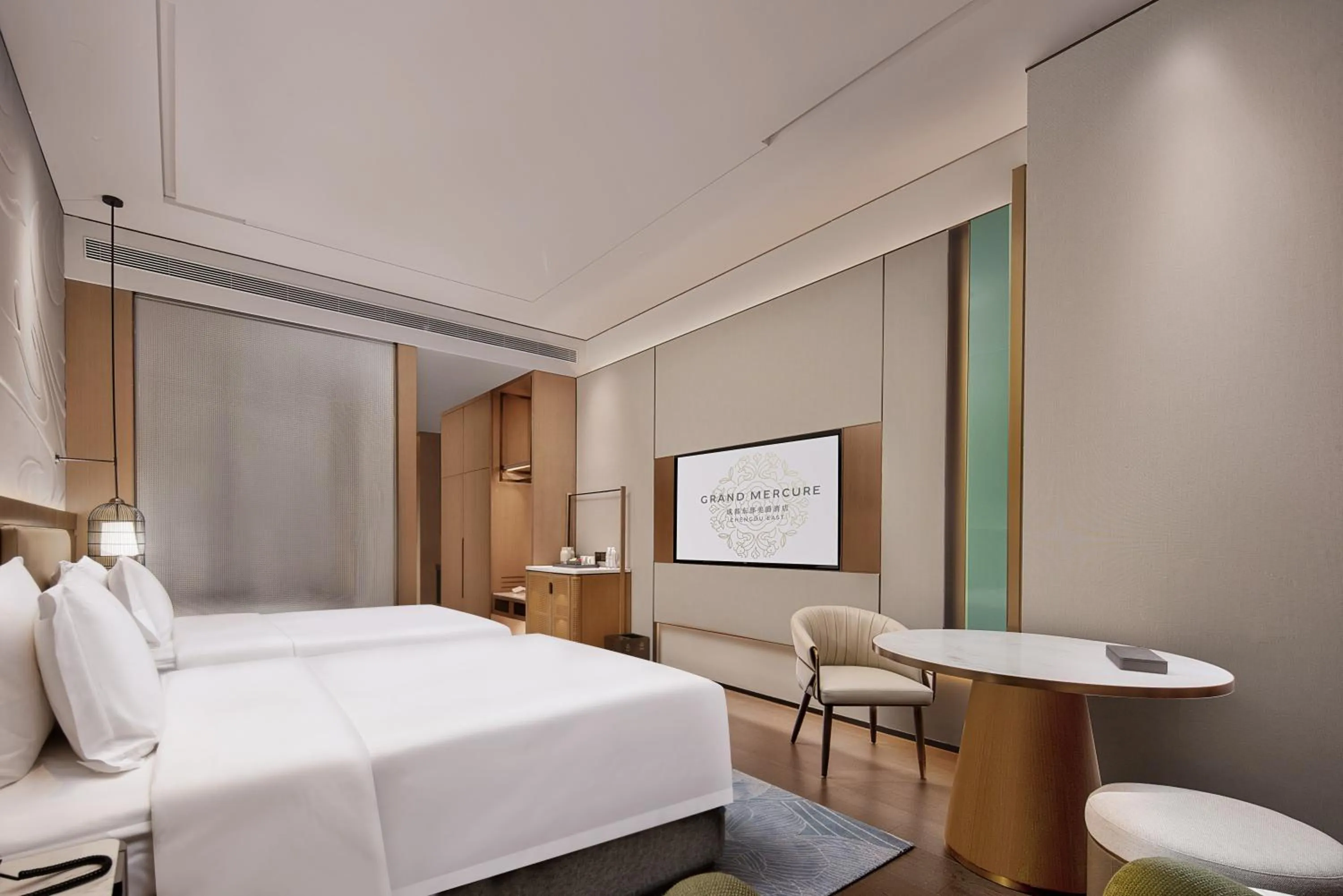 Bedroom, Bed in Grand Mercure Chengdu East