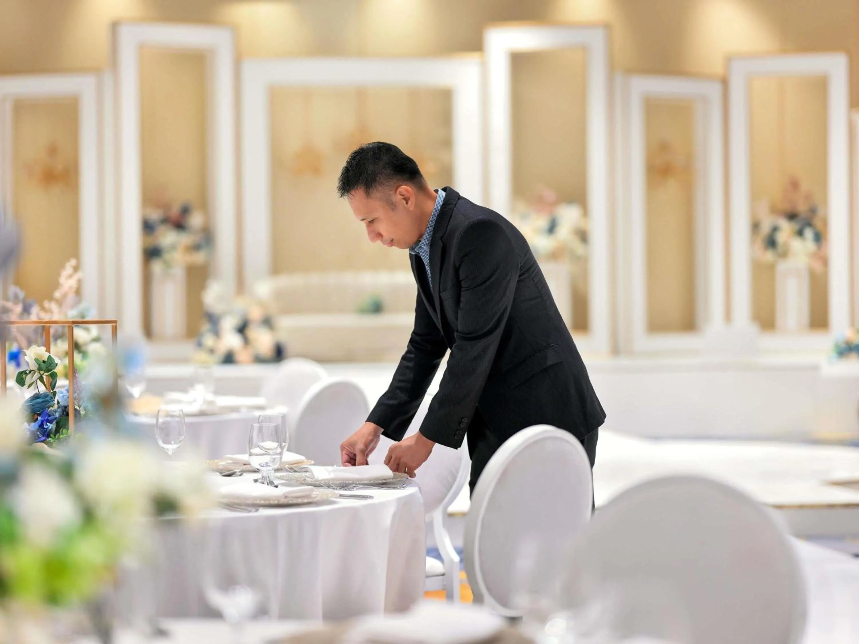 Meeting/conference room in Mövenpick Hotel & Apartments Ghala Muscat