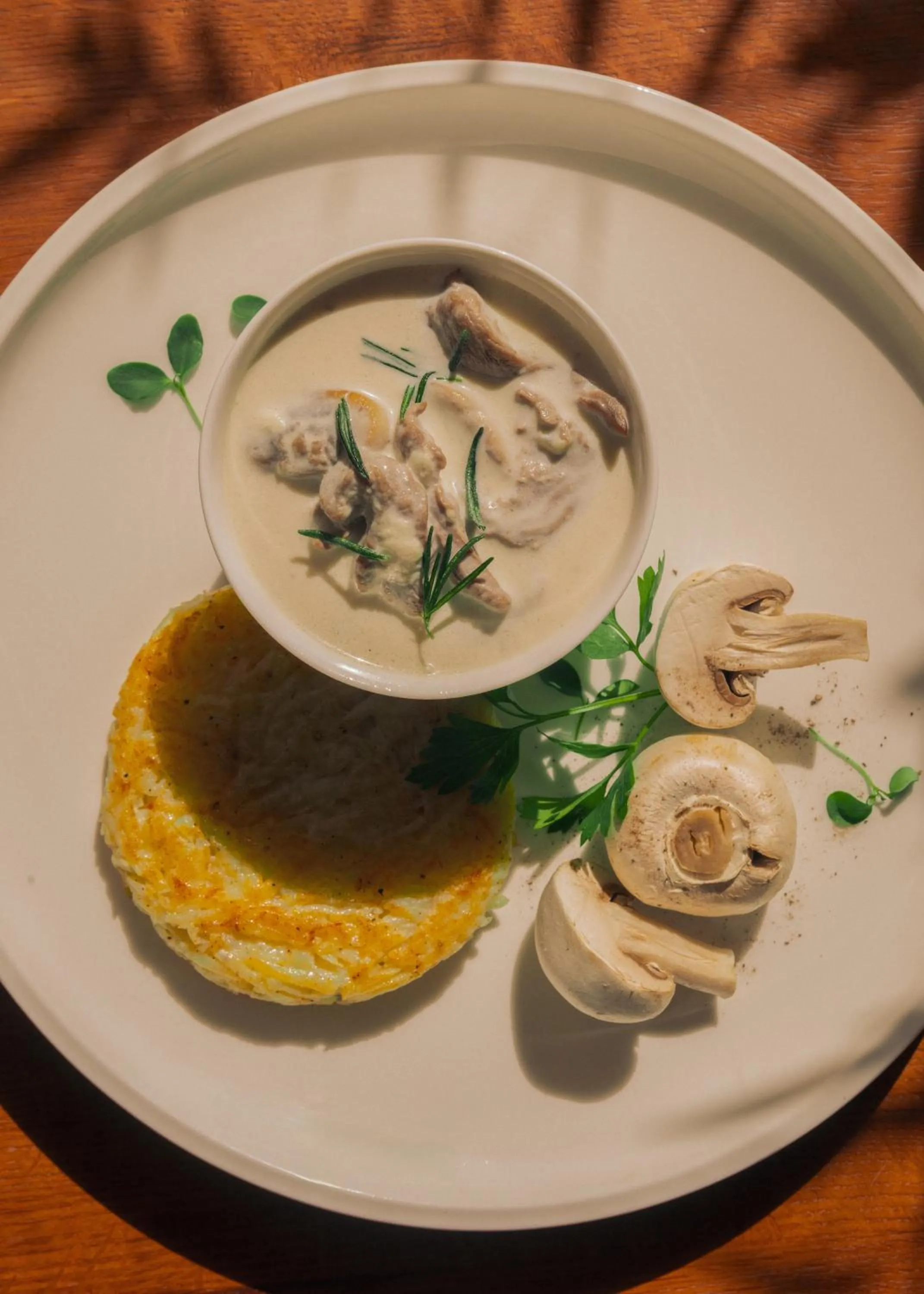 Restaurant/places to eat in Mövenpick Hotel & Apartments Ghala Muscat