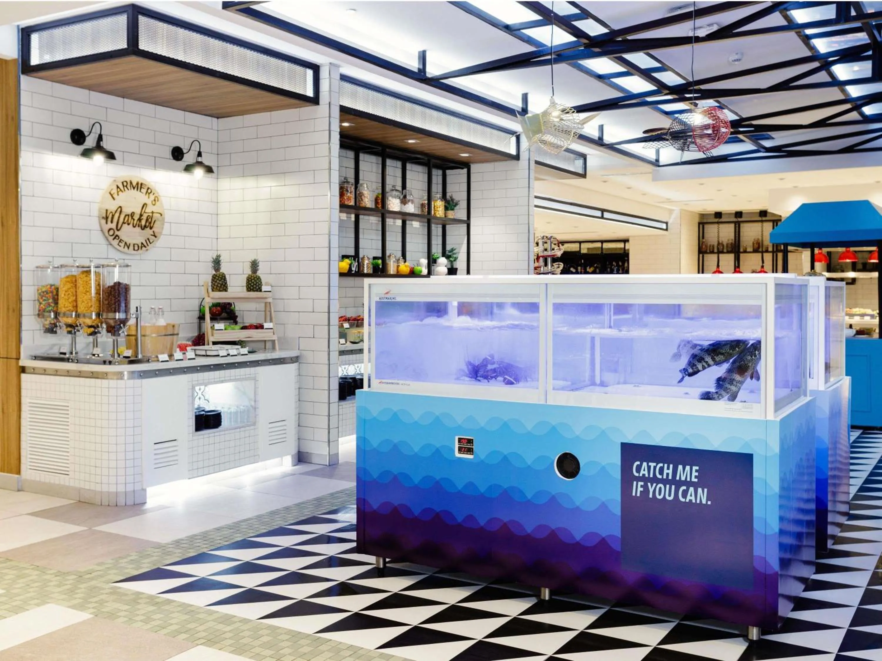 Restaurant/places to eat in ibis Styles Manila Araneta City