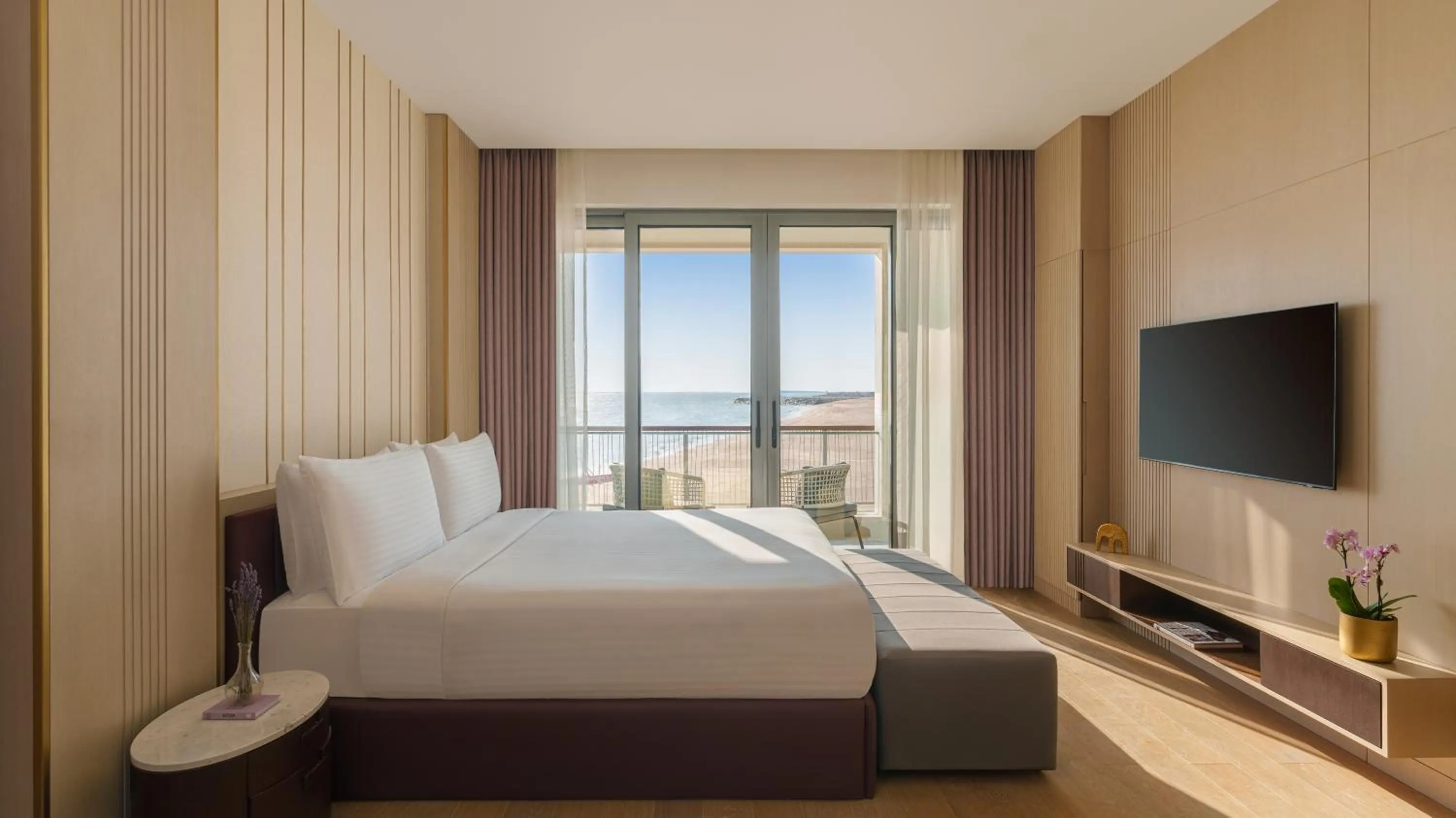 Bed in Rixos Premium Qetaifan Island North