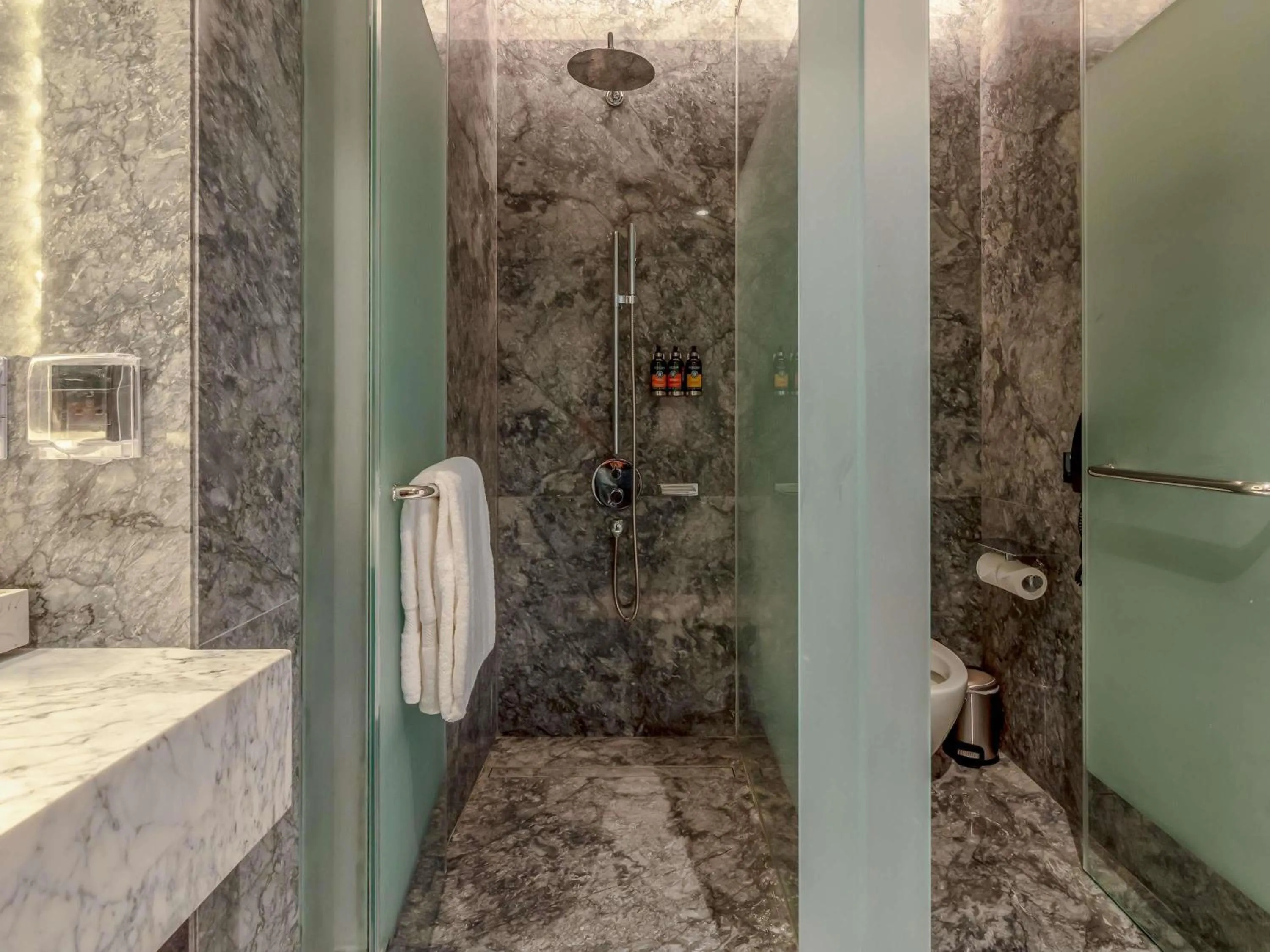 Bedroom in Rixos Premium Qetaifan Island North