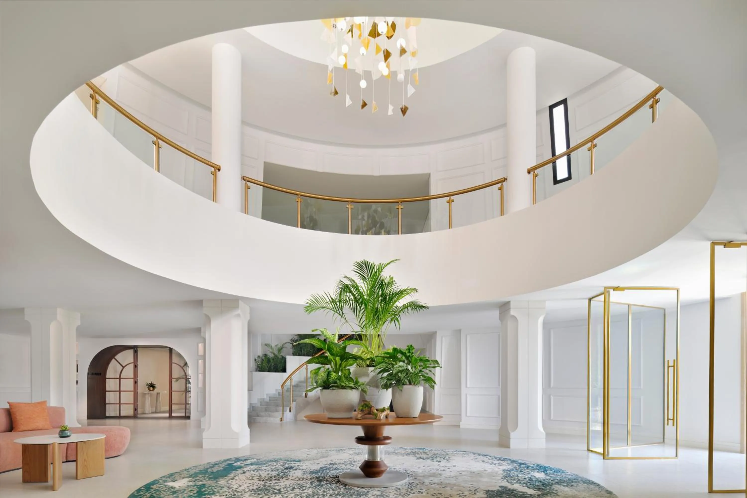 Lounge or bar in Sofitel Al Hamra Beach Resort