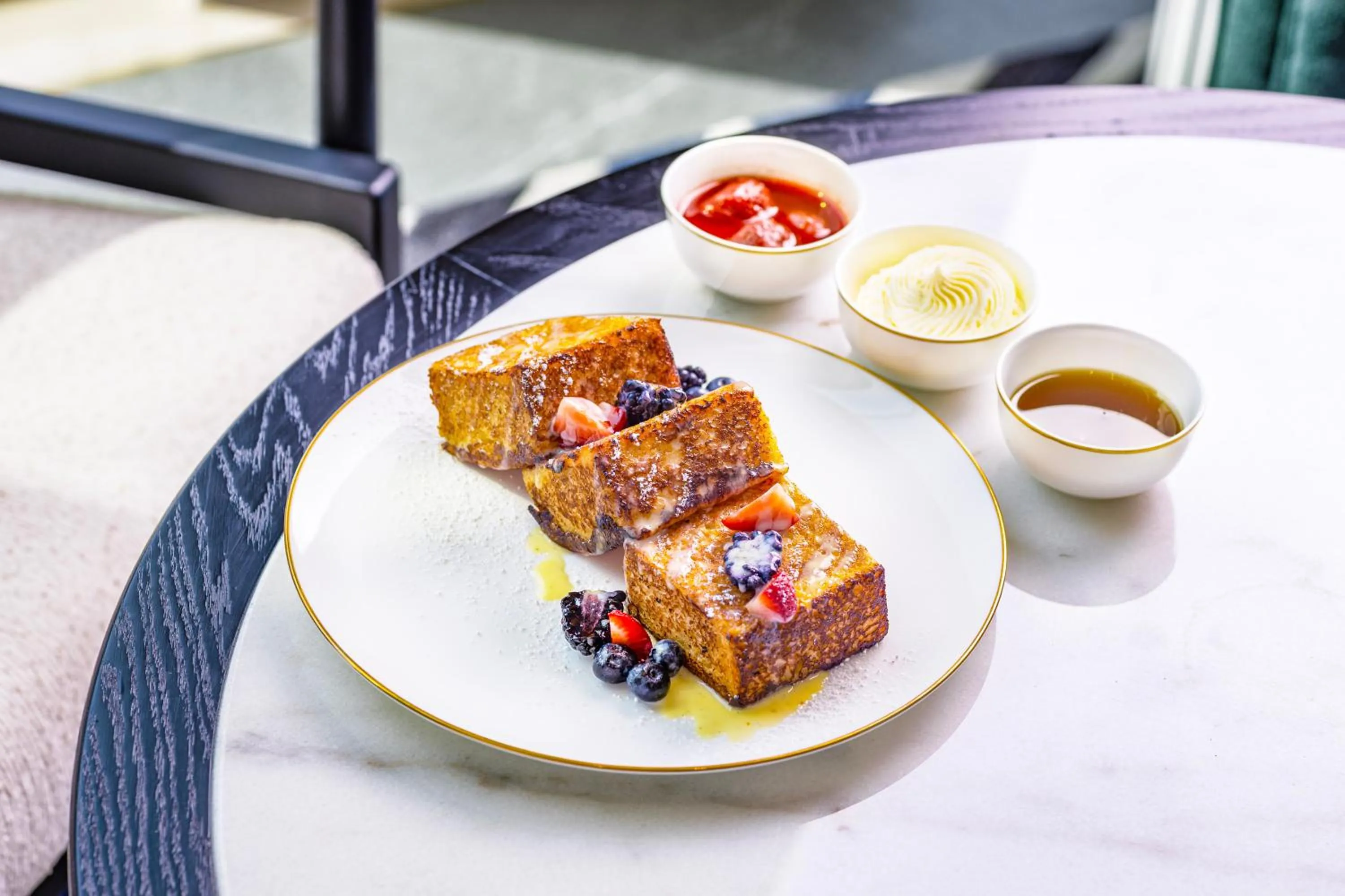 Breakfast in Sofitel Al Hamra Beach Resort