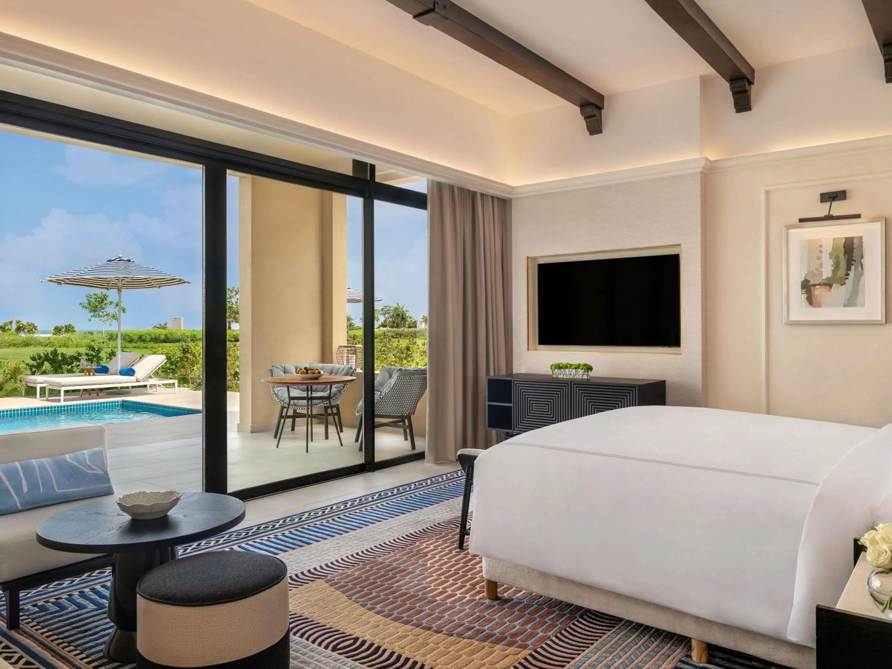 Bedroom, Bed in Sofitel Al Hamra Beach Resort