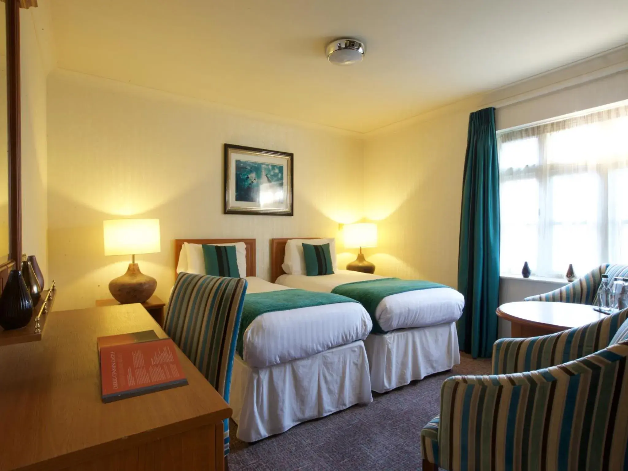 Executive Twin Room in Wrexham Llyndir Hotel by Belvilla Executive Twin Room in Wrexham Llyndir Hotel by Belvilla