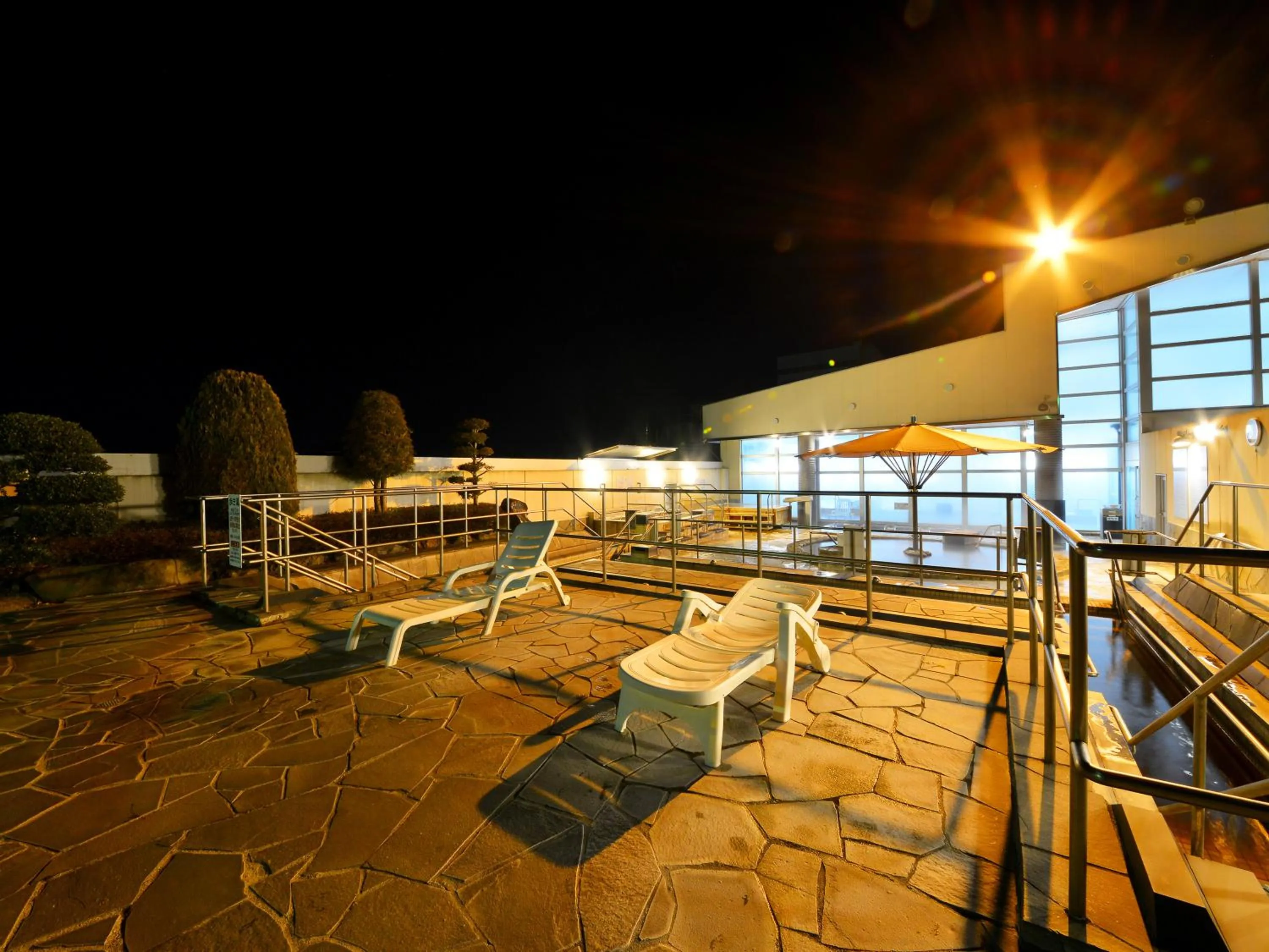 Hot Spring Bath in HigashimaeOnsen Shinwanoyu Hotel Akitaya