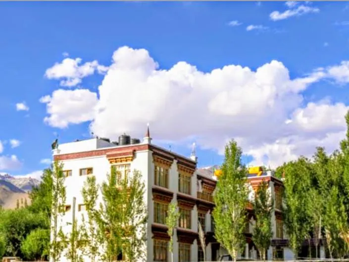 Property building in Gomang Boutique Hotel