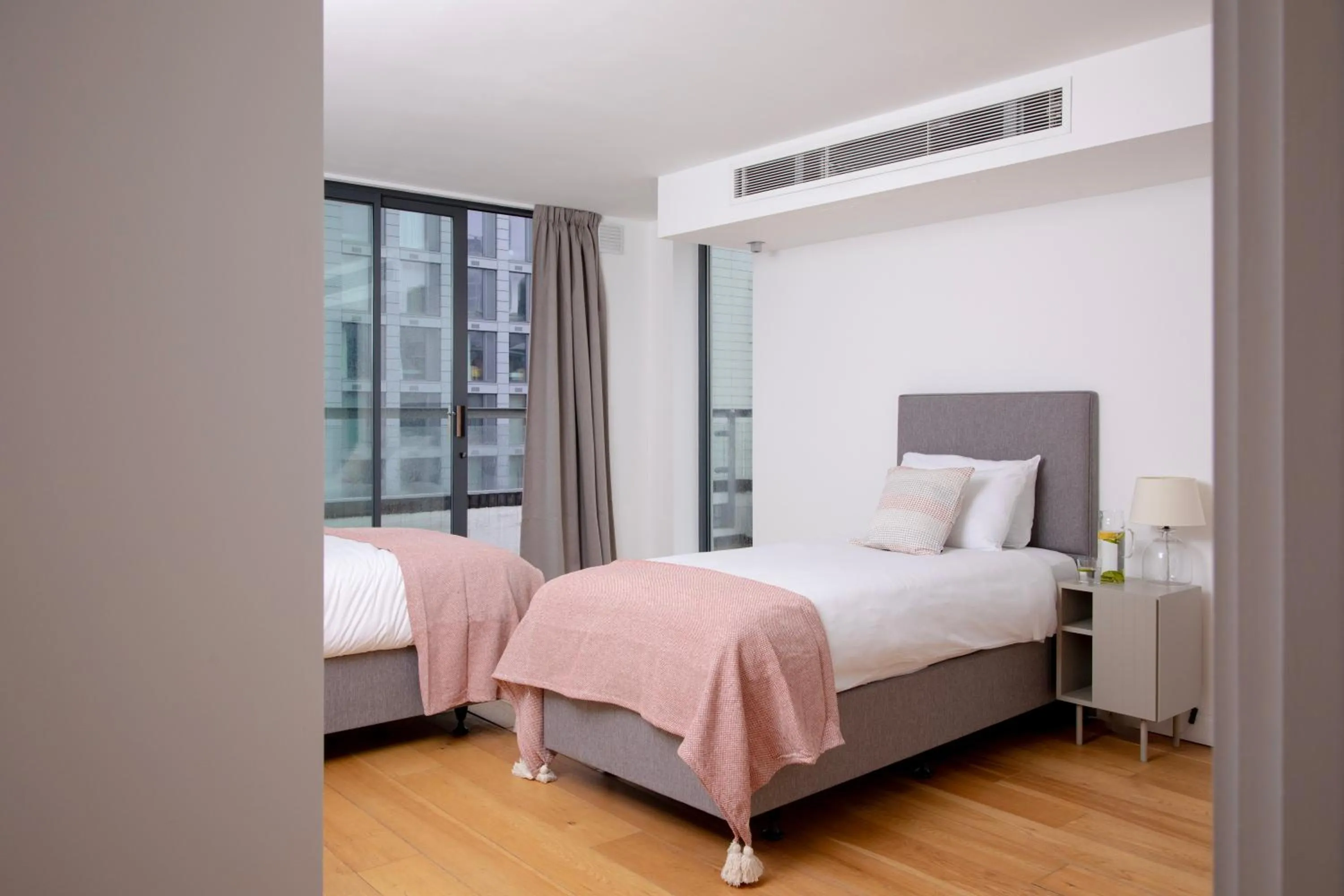 Bedroom, Bed in Bob W London Tower Hill - Residences