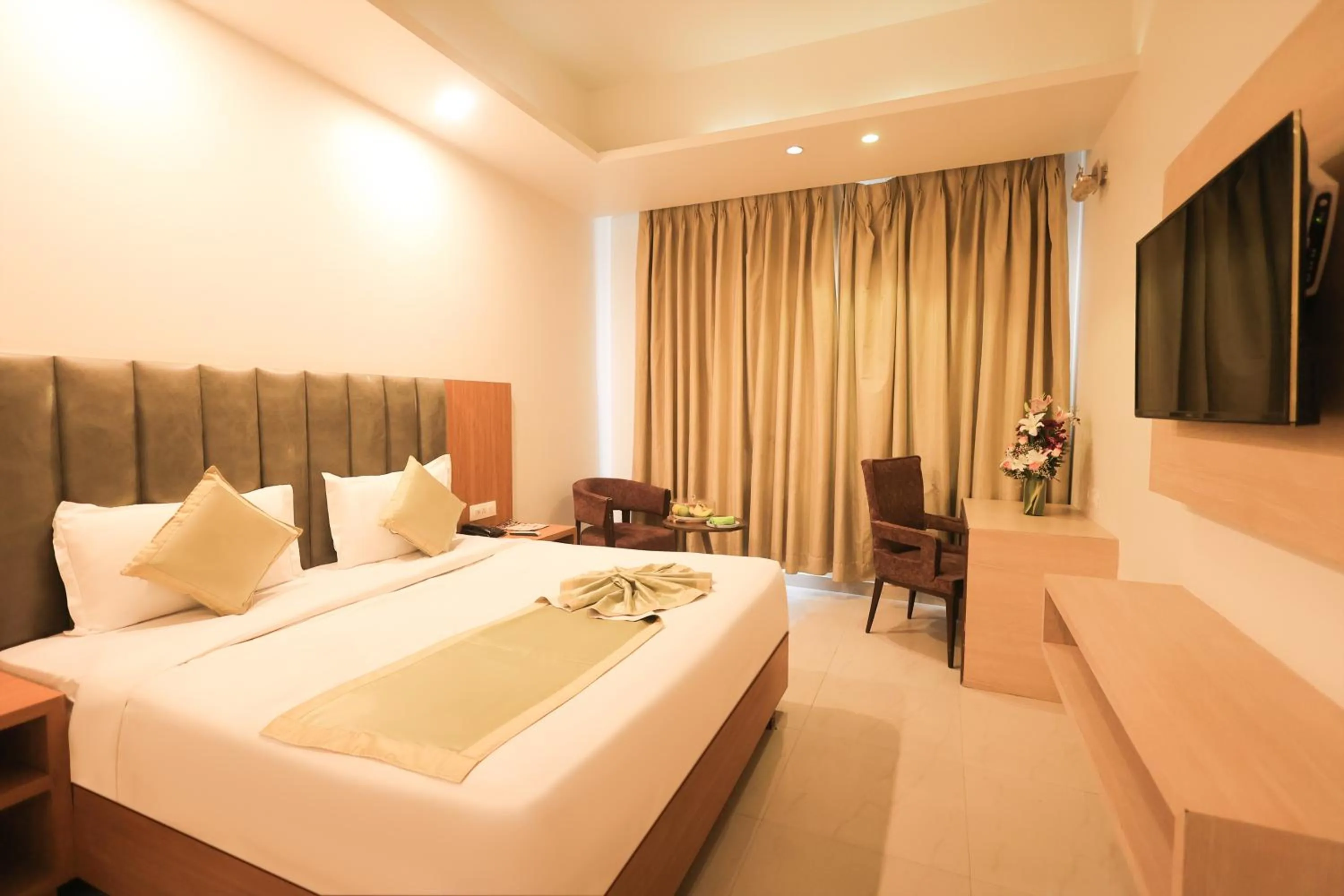 Bedroom, Bed in Ecko Lite MARS Hotel, Amritsar