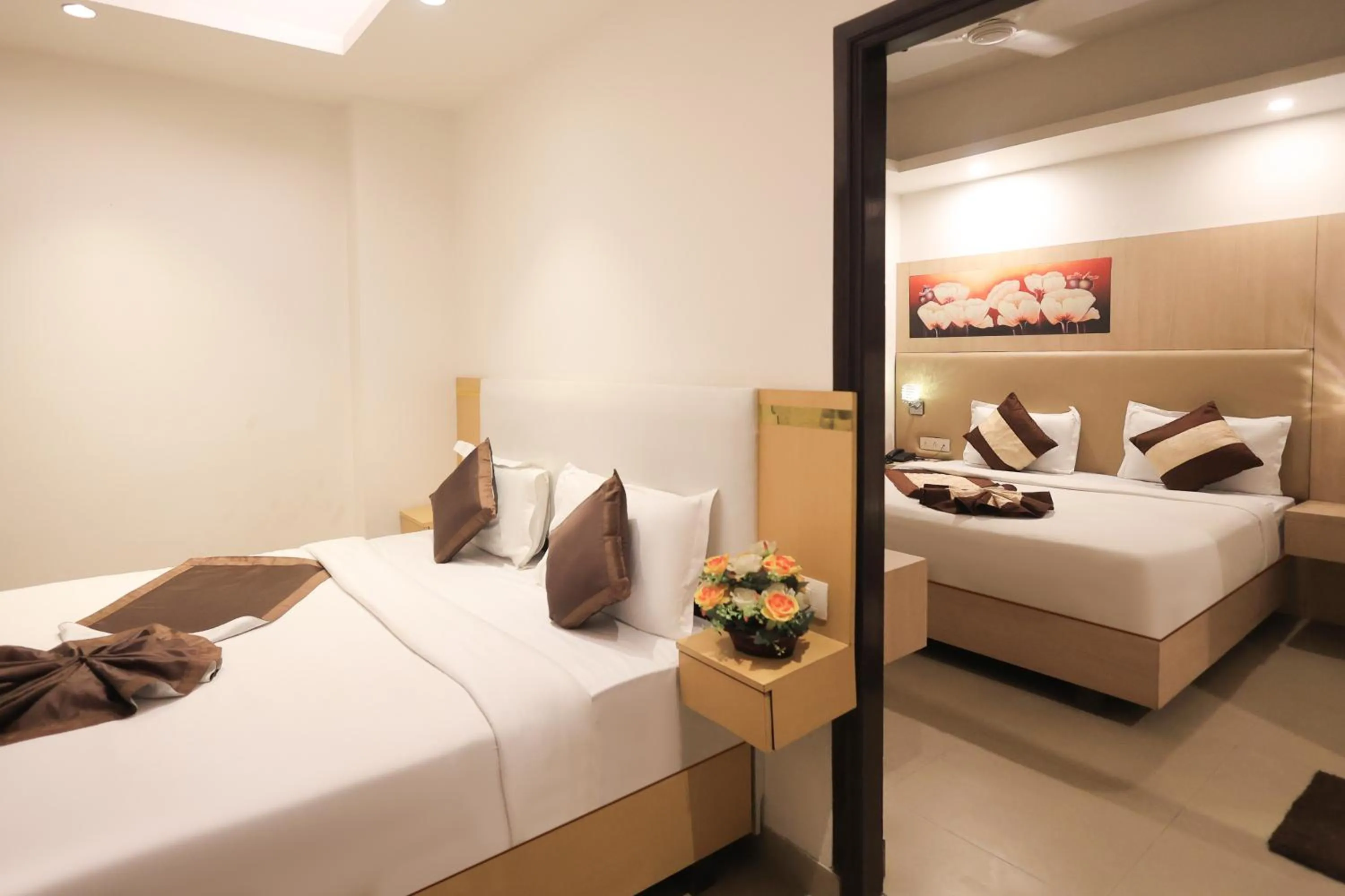 Bedroom, Bed in Ecko Lite MARS Hotel, Amritsar