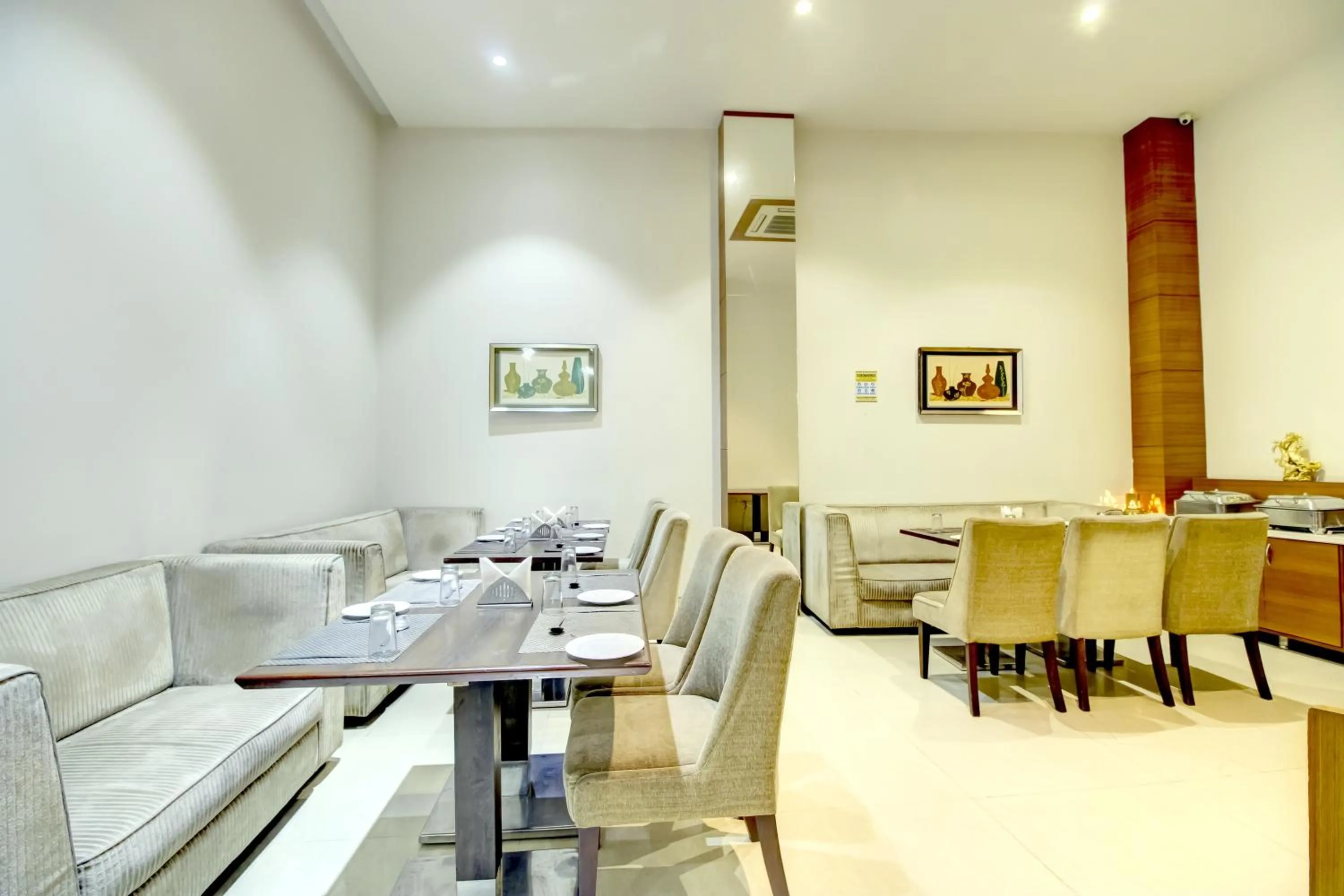 Restaurant/Places to Eat in Cozzet Stay Amritsar