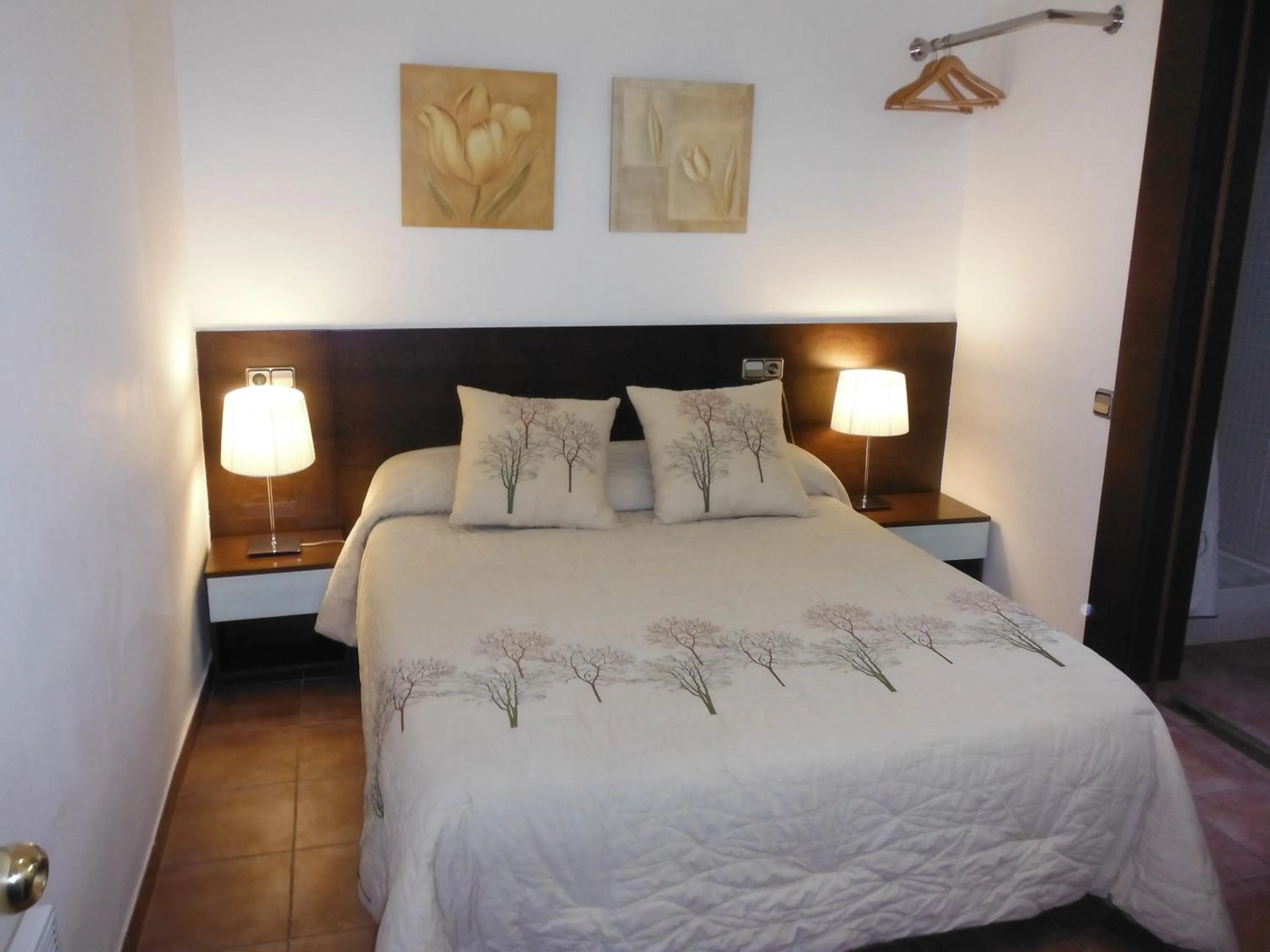 Bed in Hostal Eixample