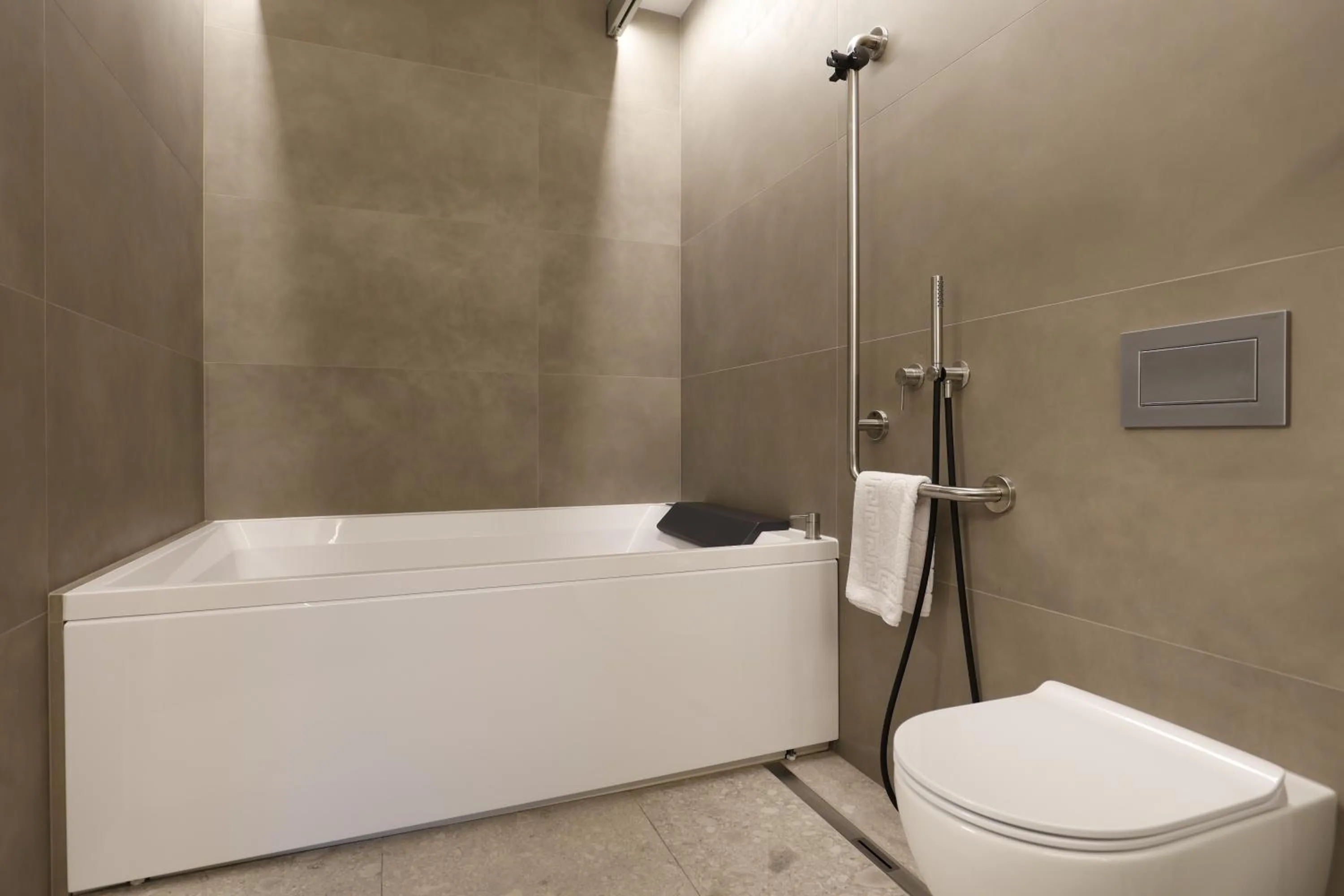 Toilet in FLORAMARE HEALTH RESORT