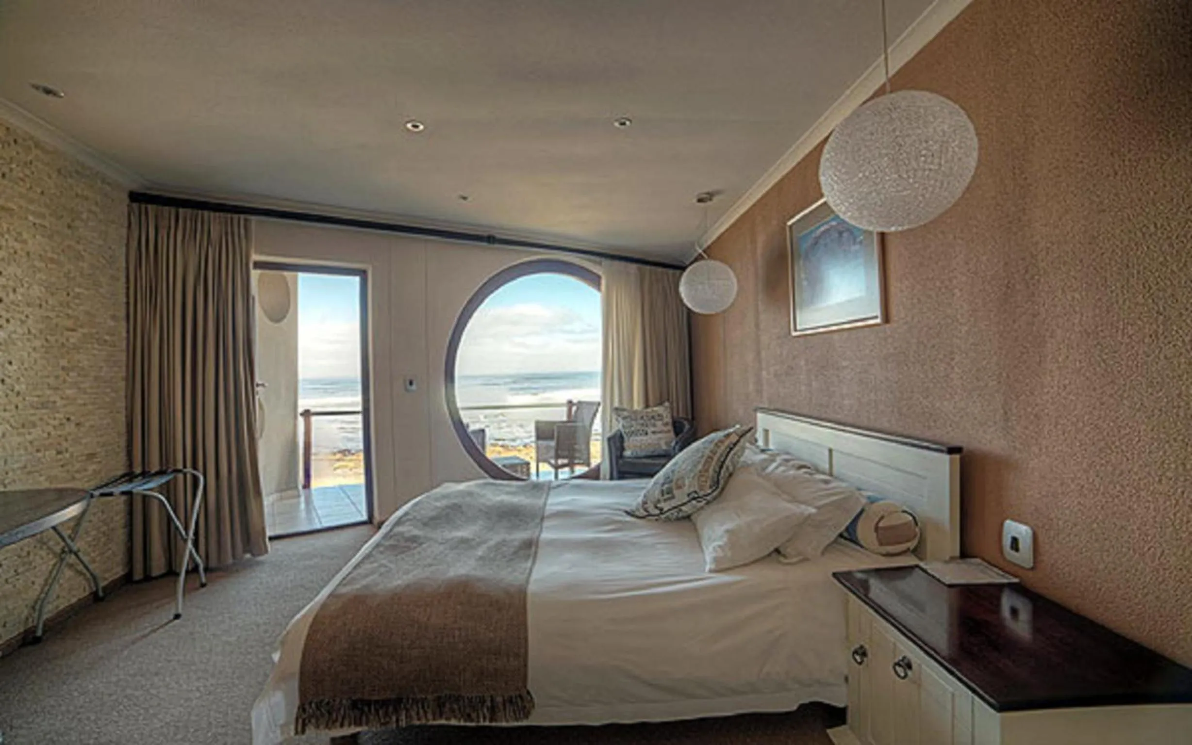 Bed in Beach Lodge