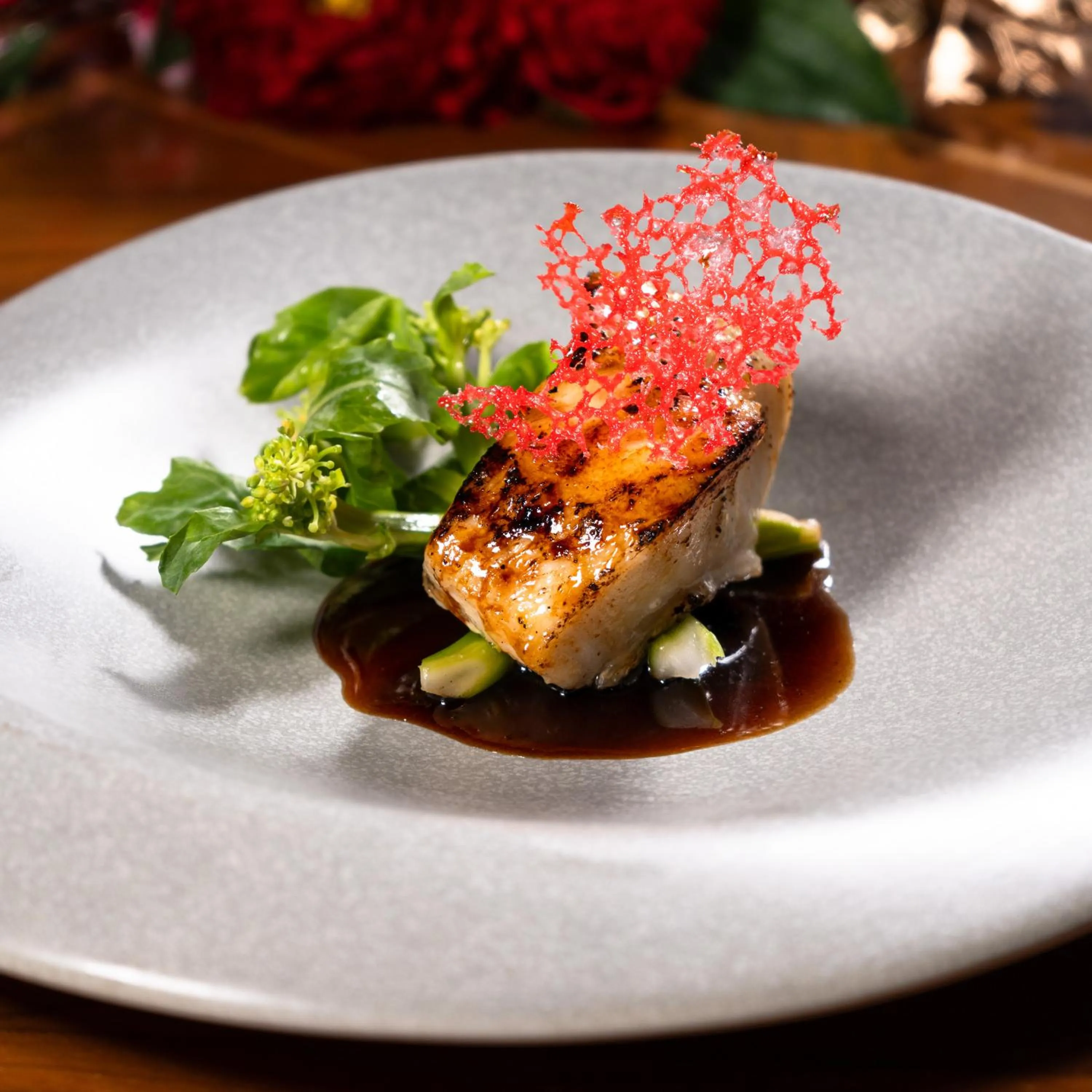 Restaurant/places to eat in Mercure Bangkok Surawong