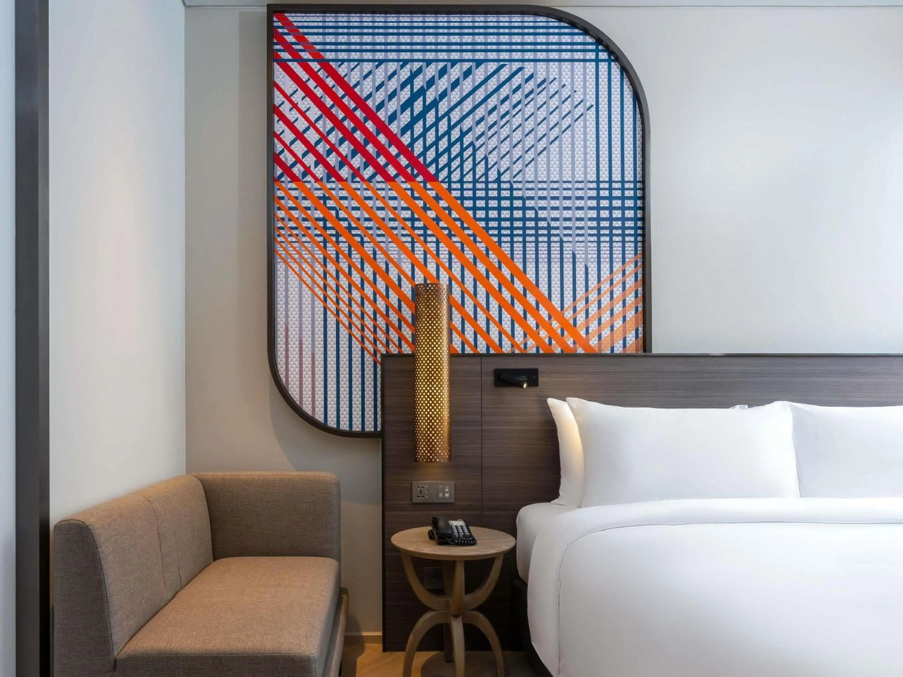 Bedroom, Bed in Mercure Bangkok Surawong