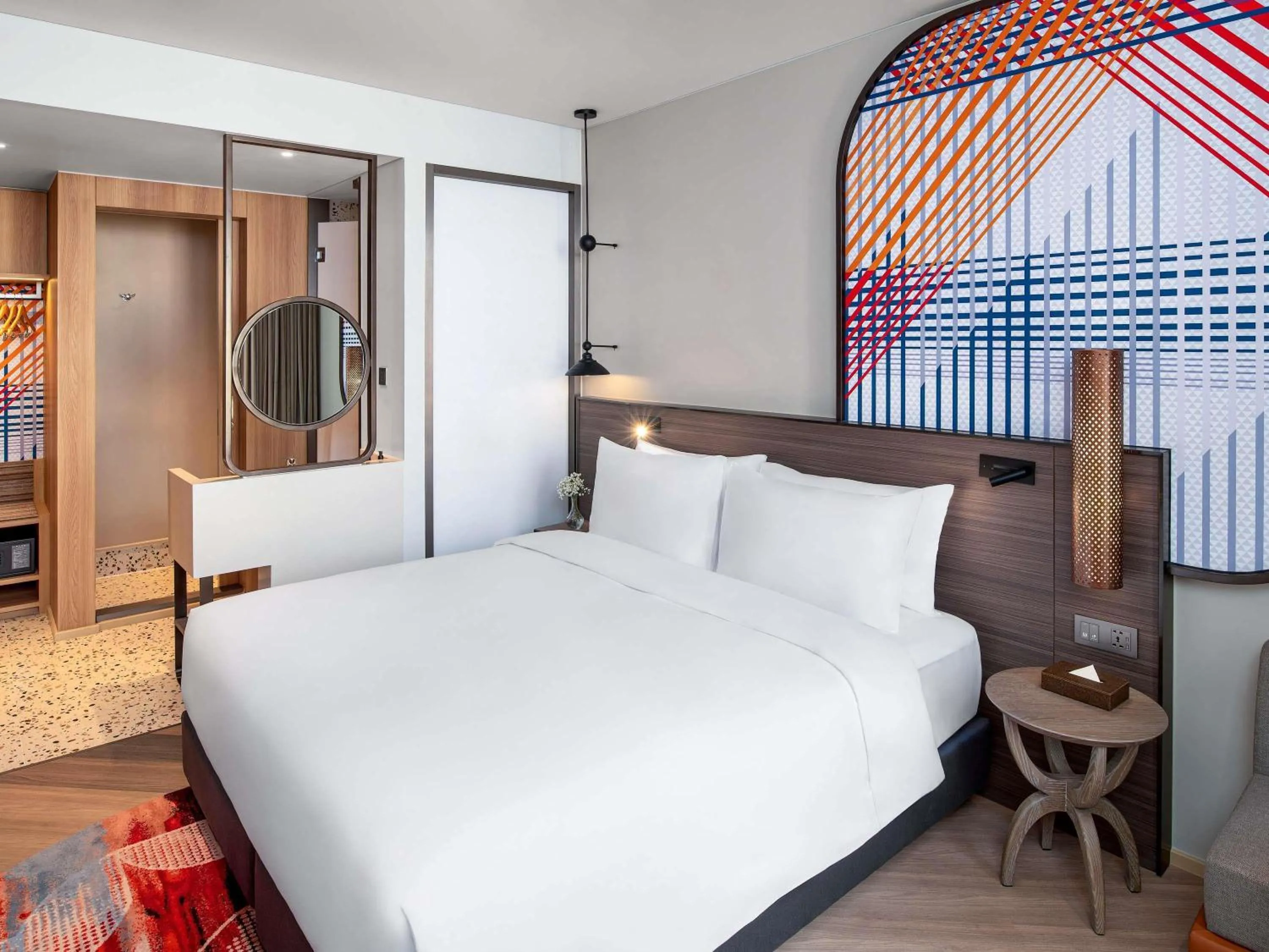 Bedroom, Bed in Mercure Bangkok Surawong