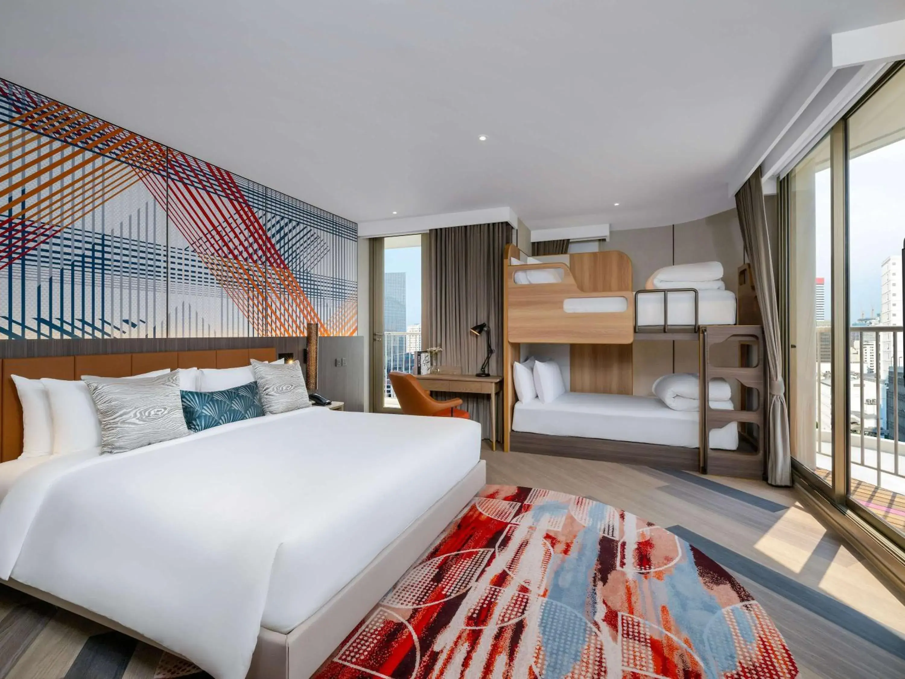 Family Bunk Bed with Balcony in Mercure Bangkok Surawong Family Bunk Bed with Balcony in Mercure Bangkok Surawong