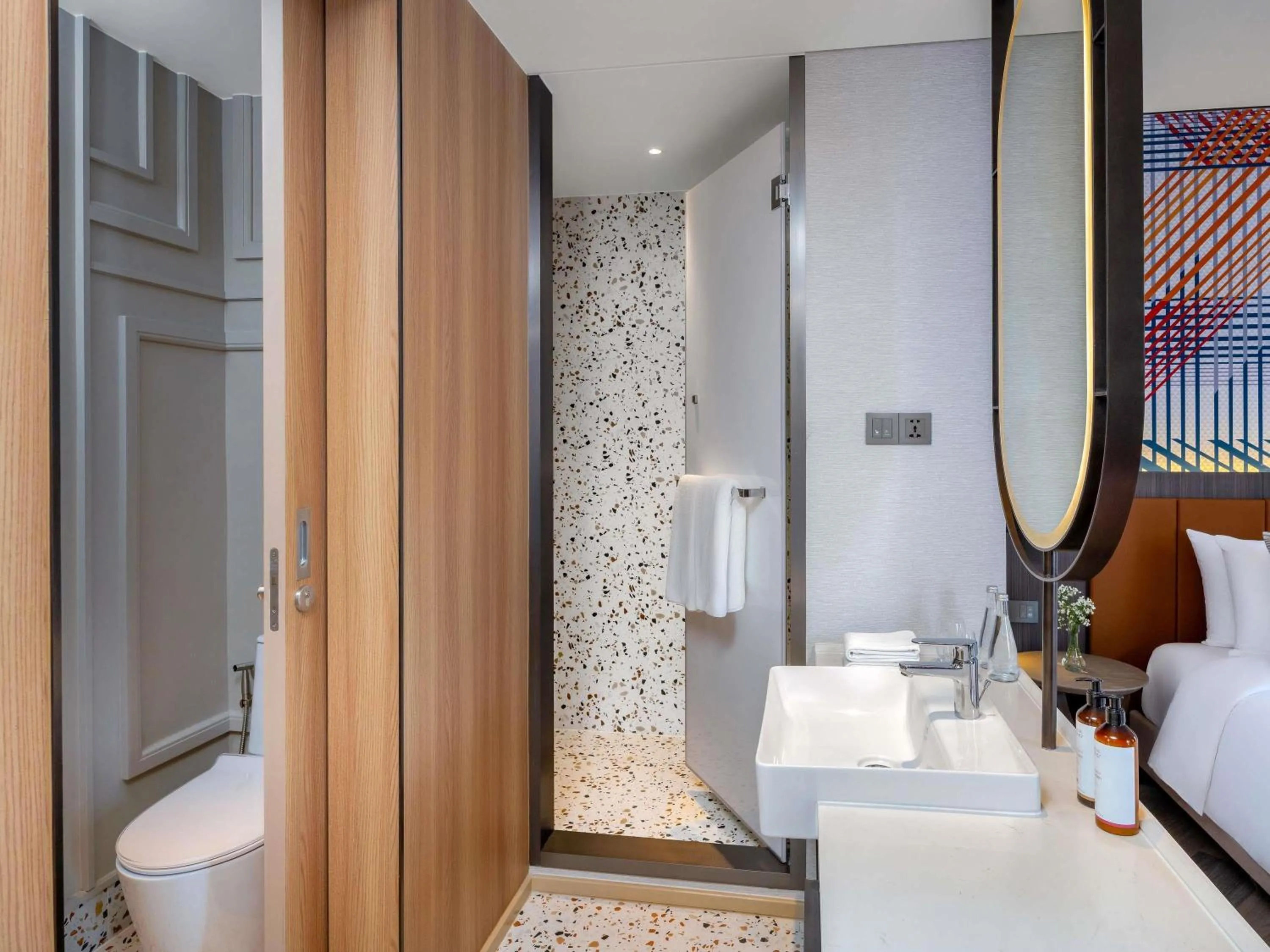 Bedroom, Bed in Mercure Bangkok Surawong