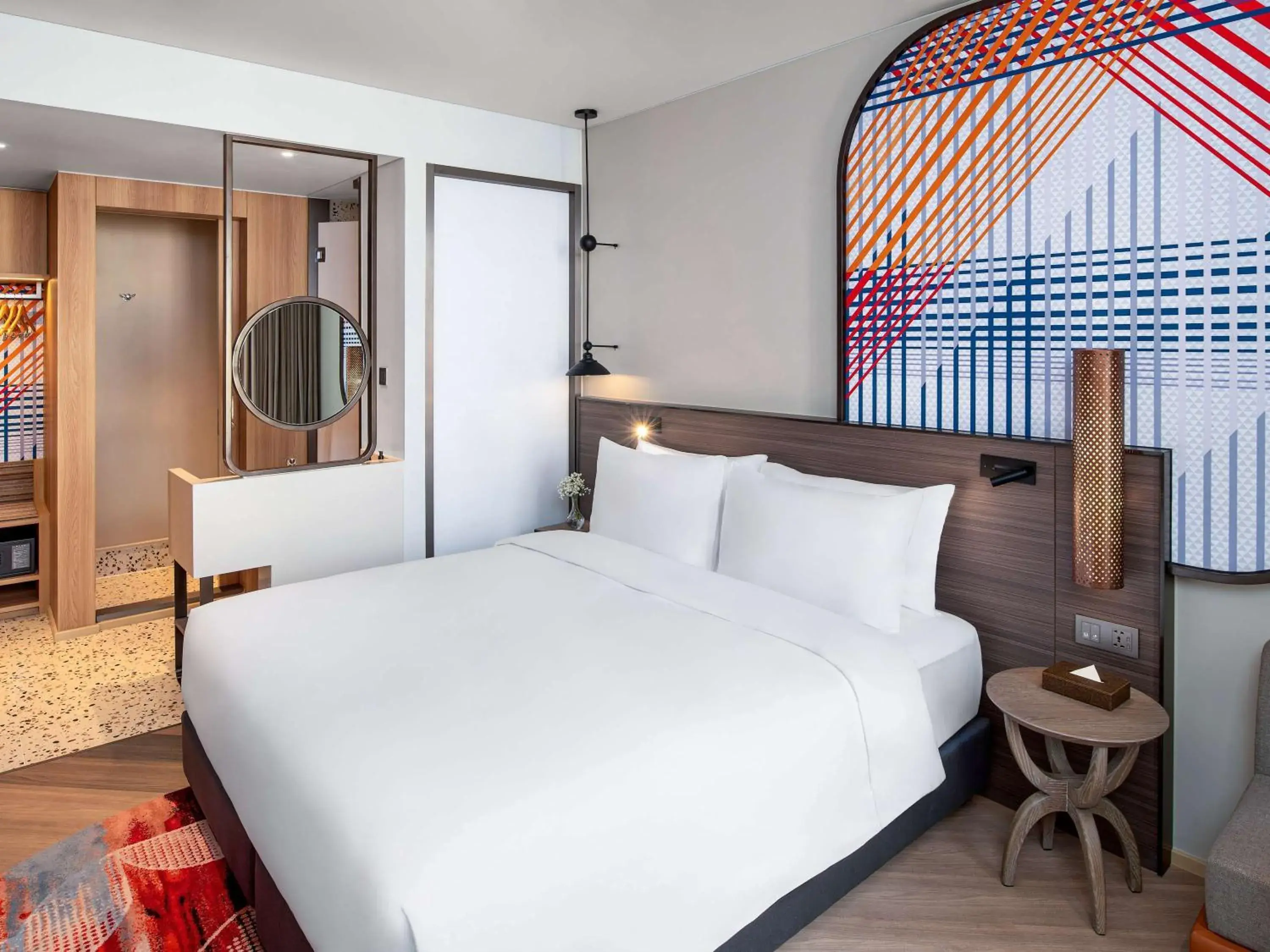 Classic Twin Room in Mercure Bangkok Surawong Classic Twin Room in Mercure Bangkok Surawong