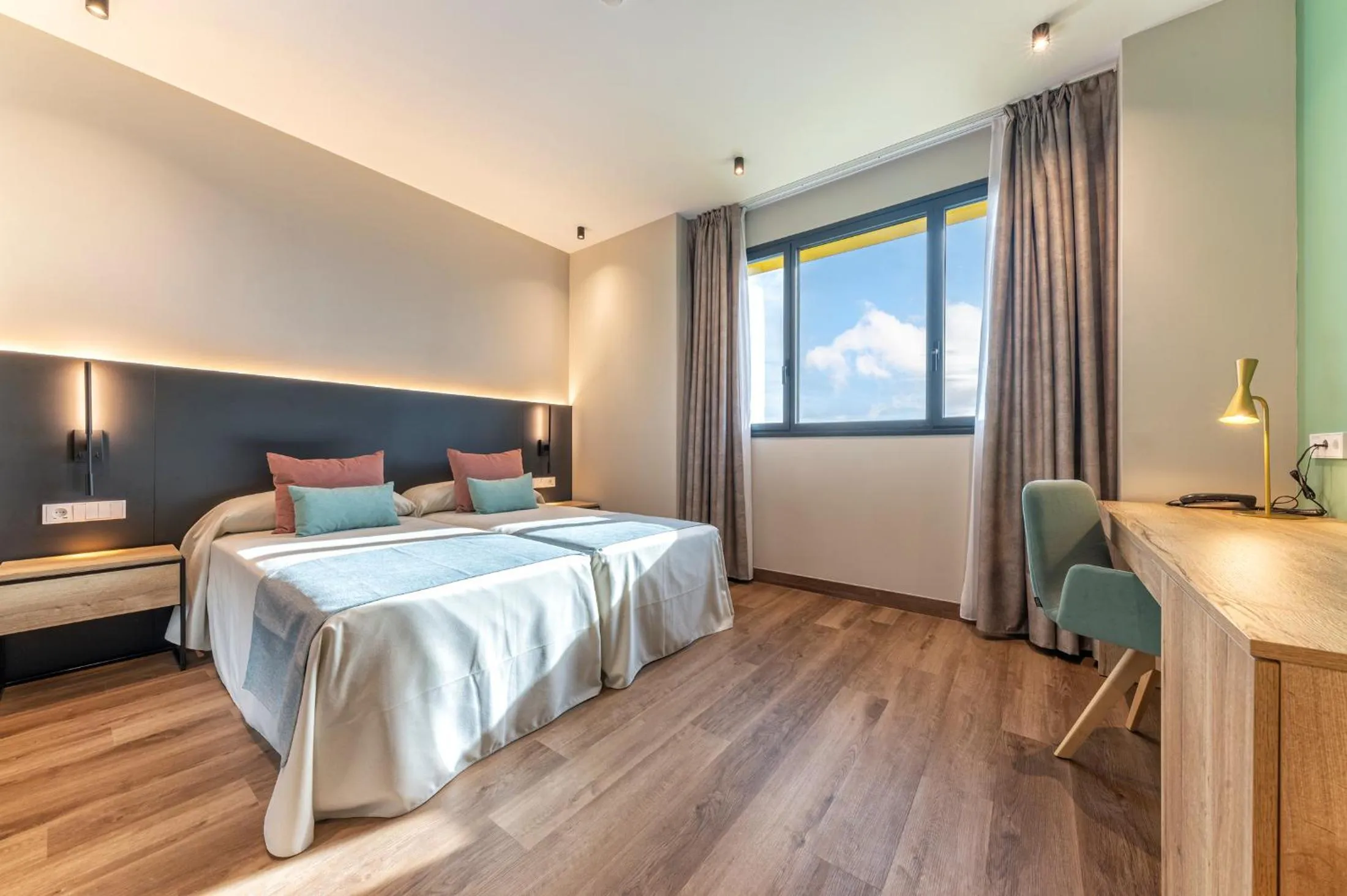 Bedroom, Bed in UNIVERSA Hoteles