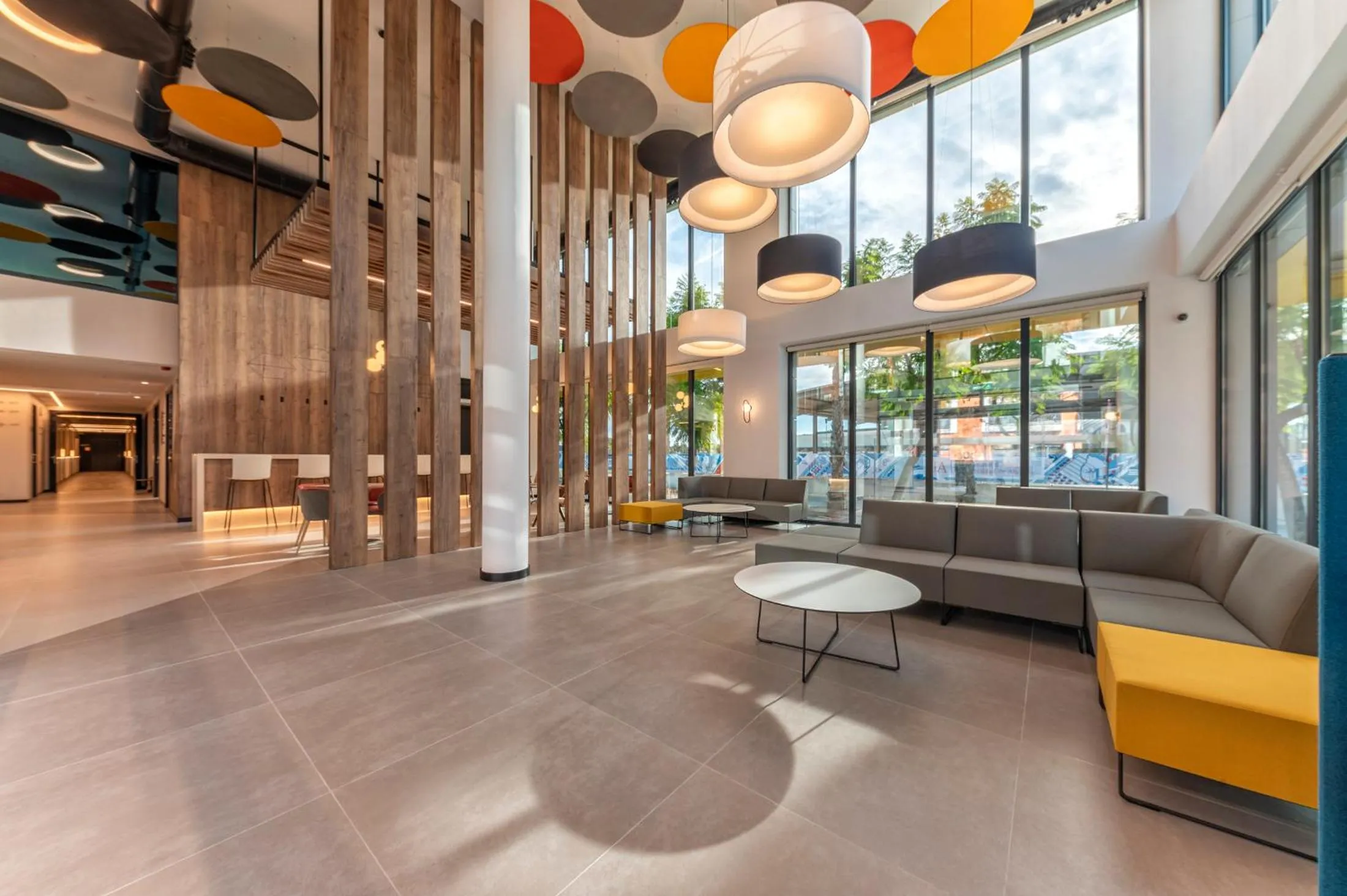 Living room in UNIVERSA Hoteles