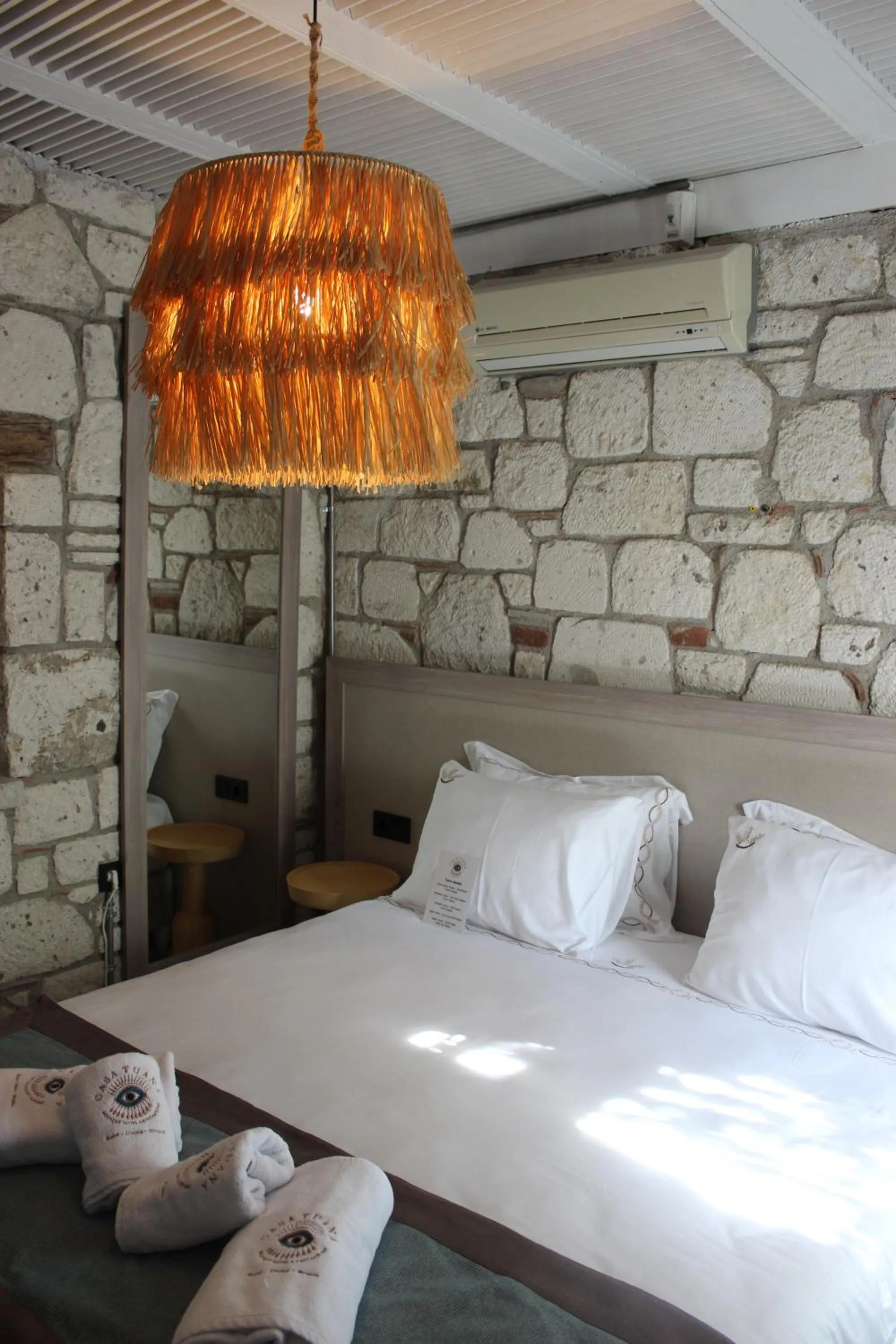 Photo of the whole room in CASA TUANA