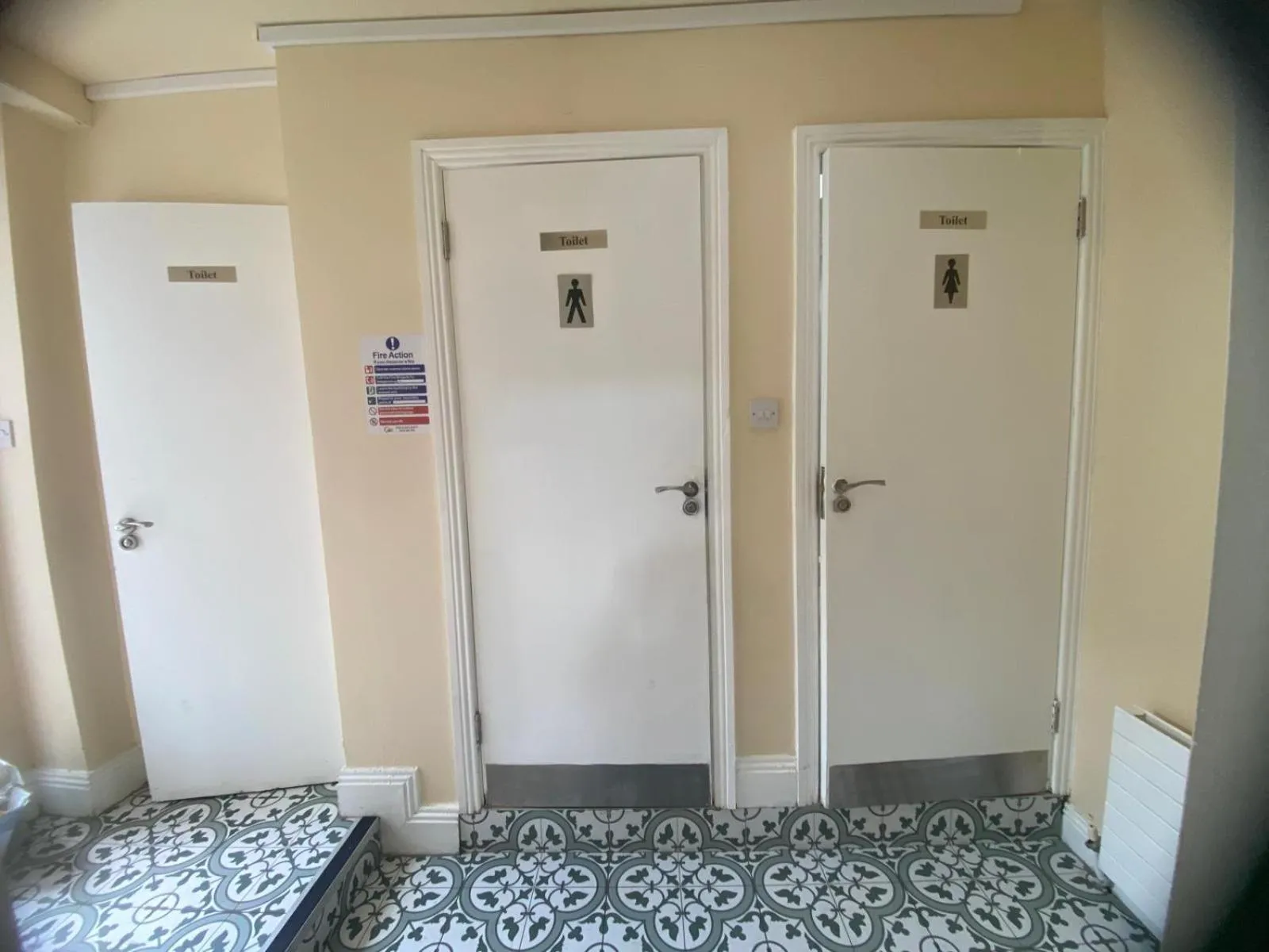 Toilet in Astra Hostel