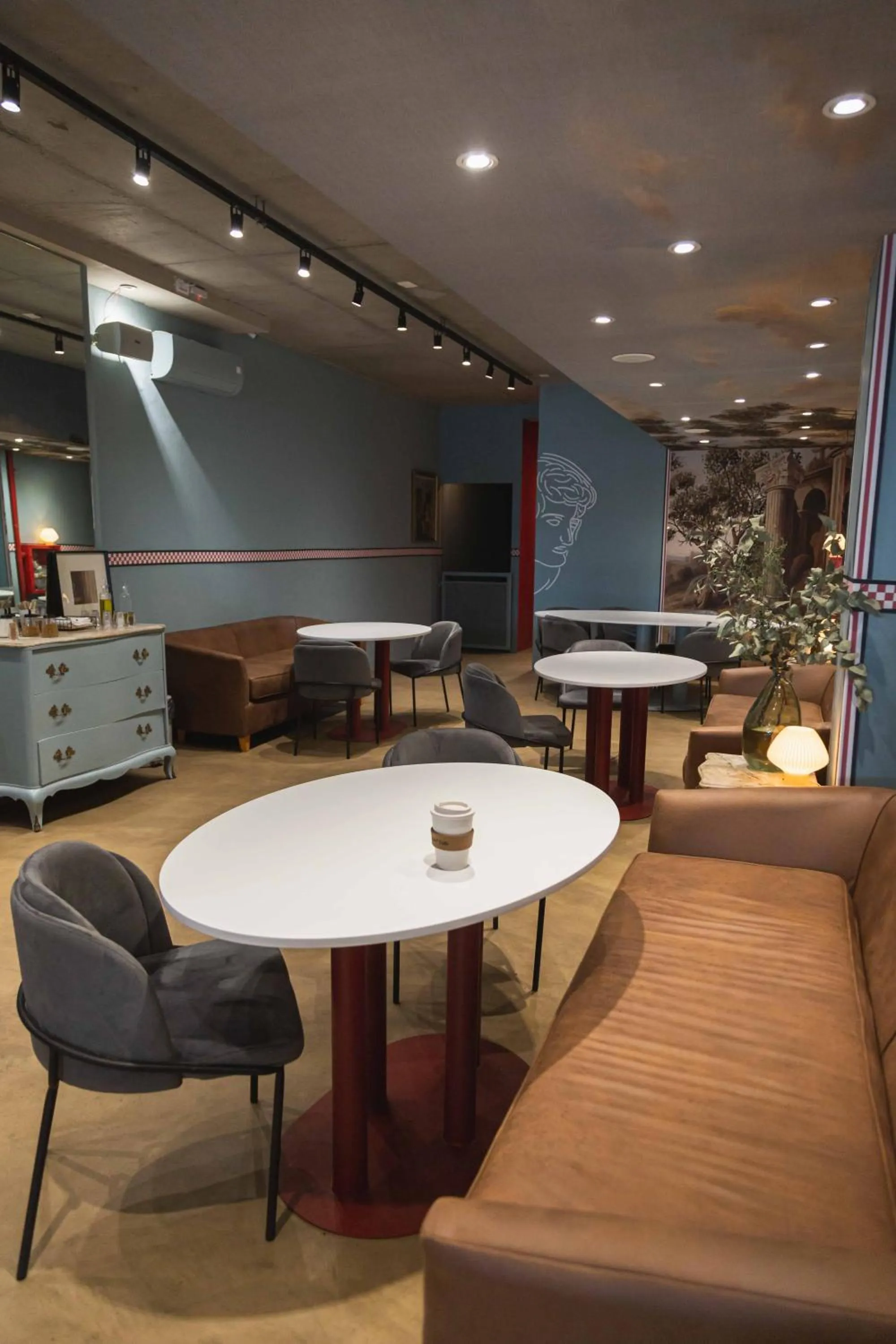 Restaurant/places to eat in Milenia Soho by iPPA