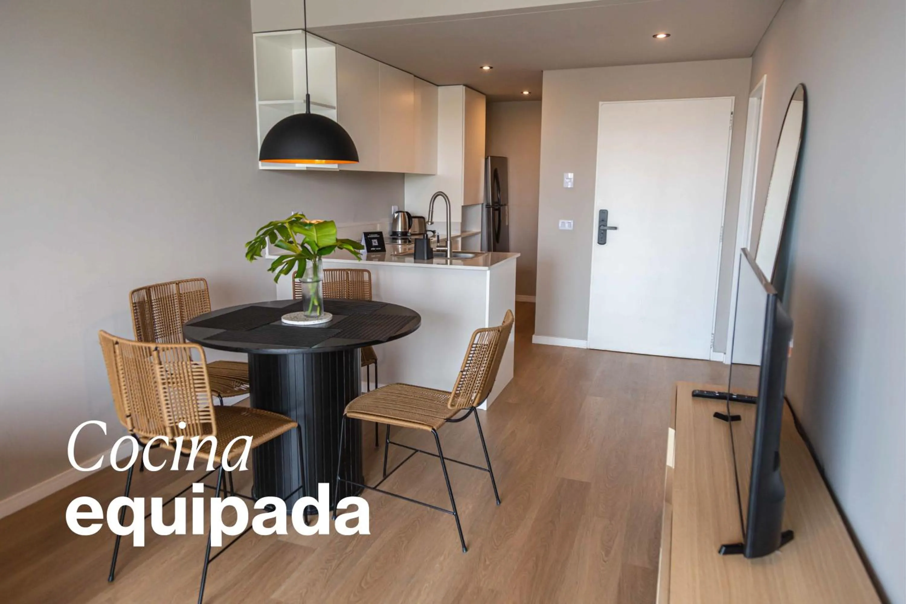 kitchen in Milenia Soho by iPPA