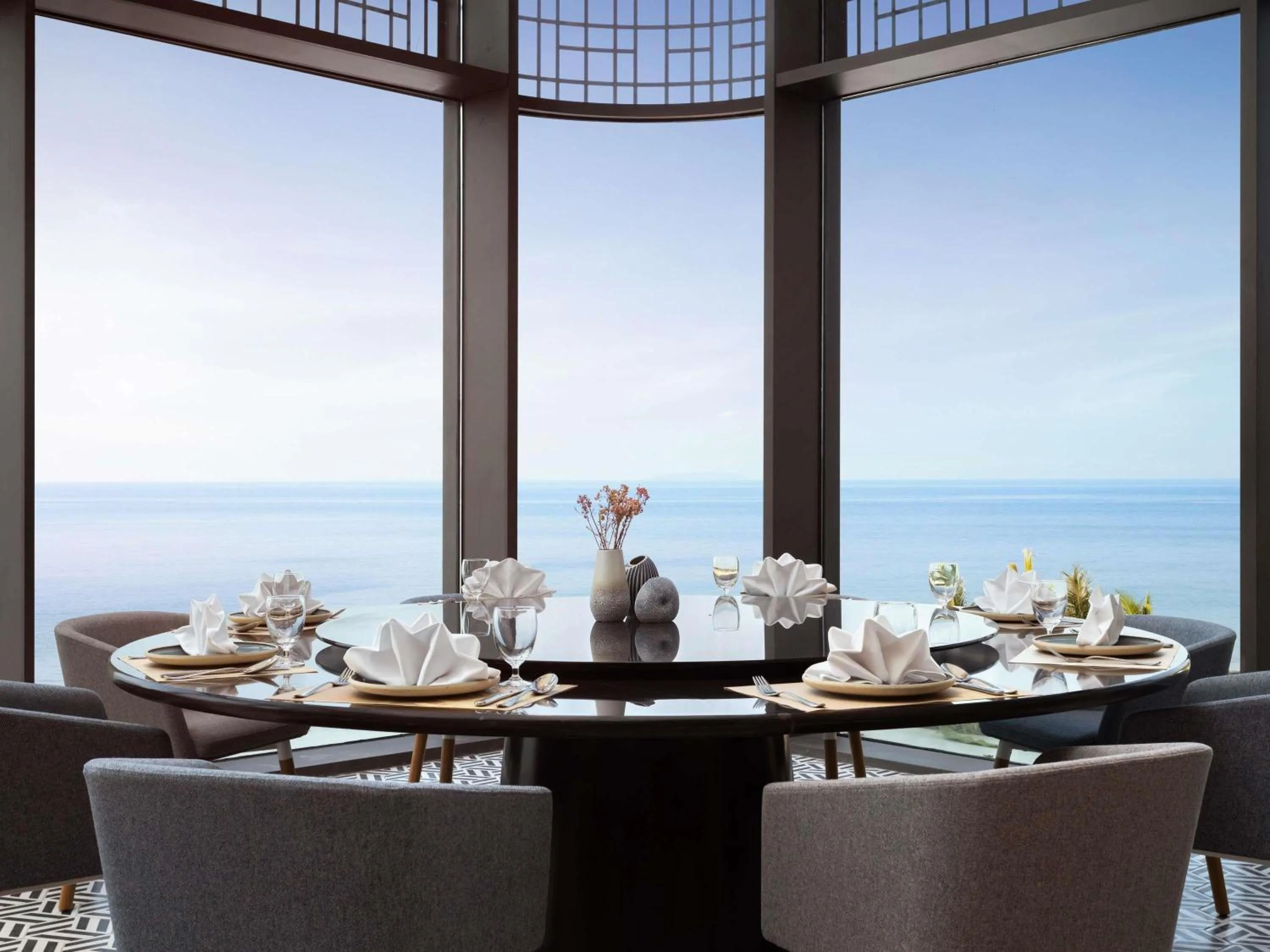 Restaurant/places to eat in Novotel Sihanoukville Holiday Resort