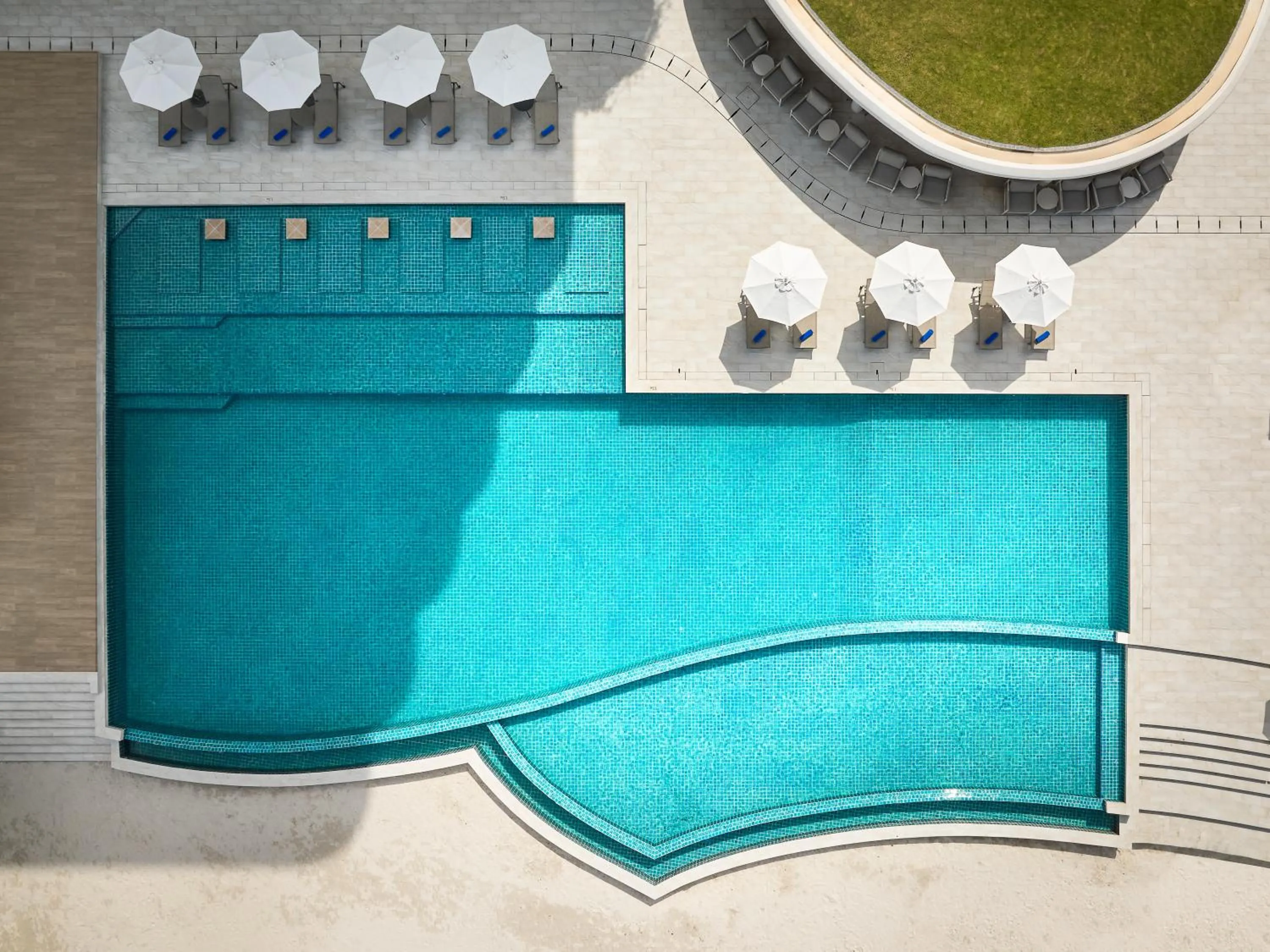 Swimming pool in Novotel Sihanoukville Holiday Resort