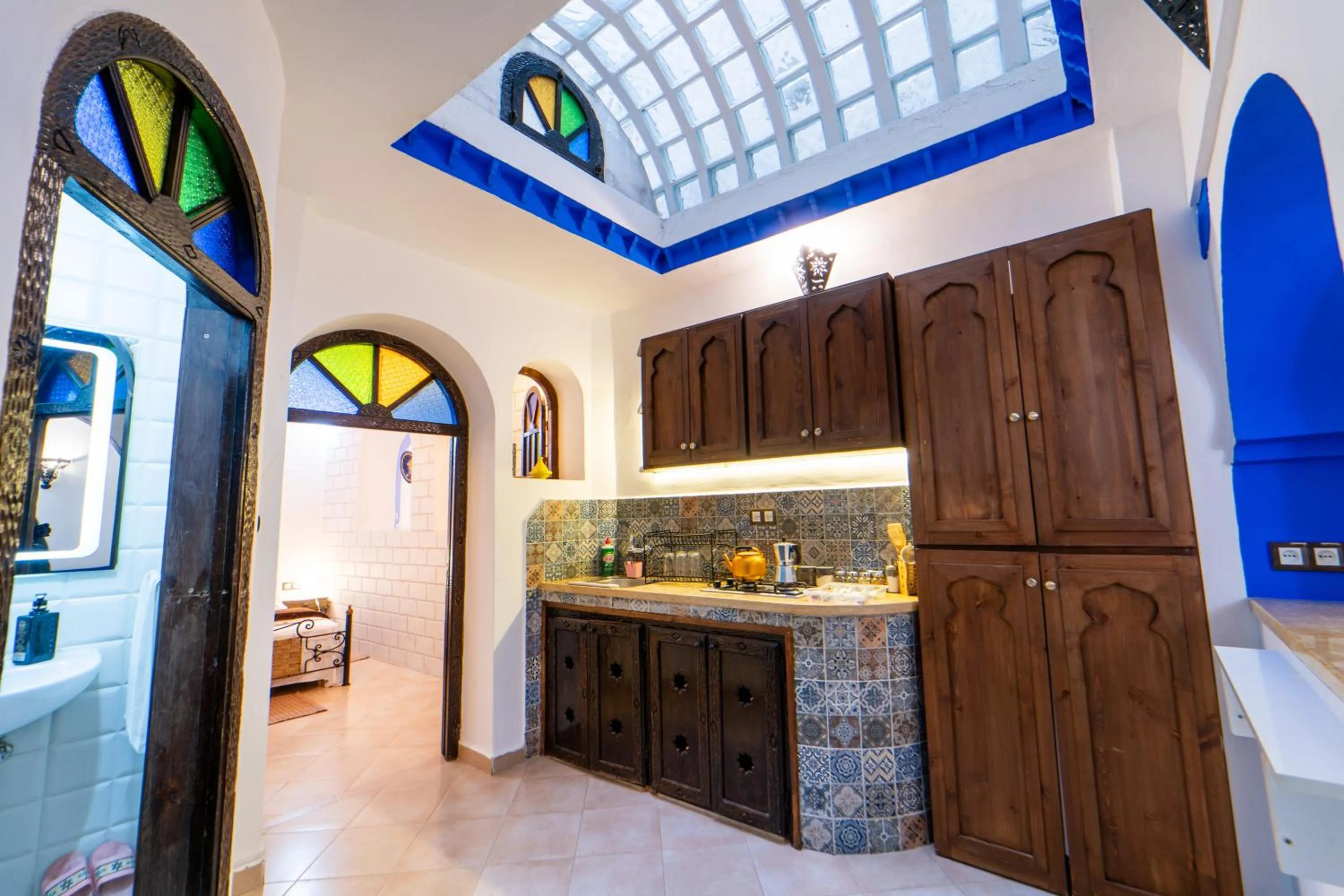 Kitchen or kitchenette in DAR NOKHBA INN
