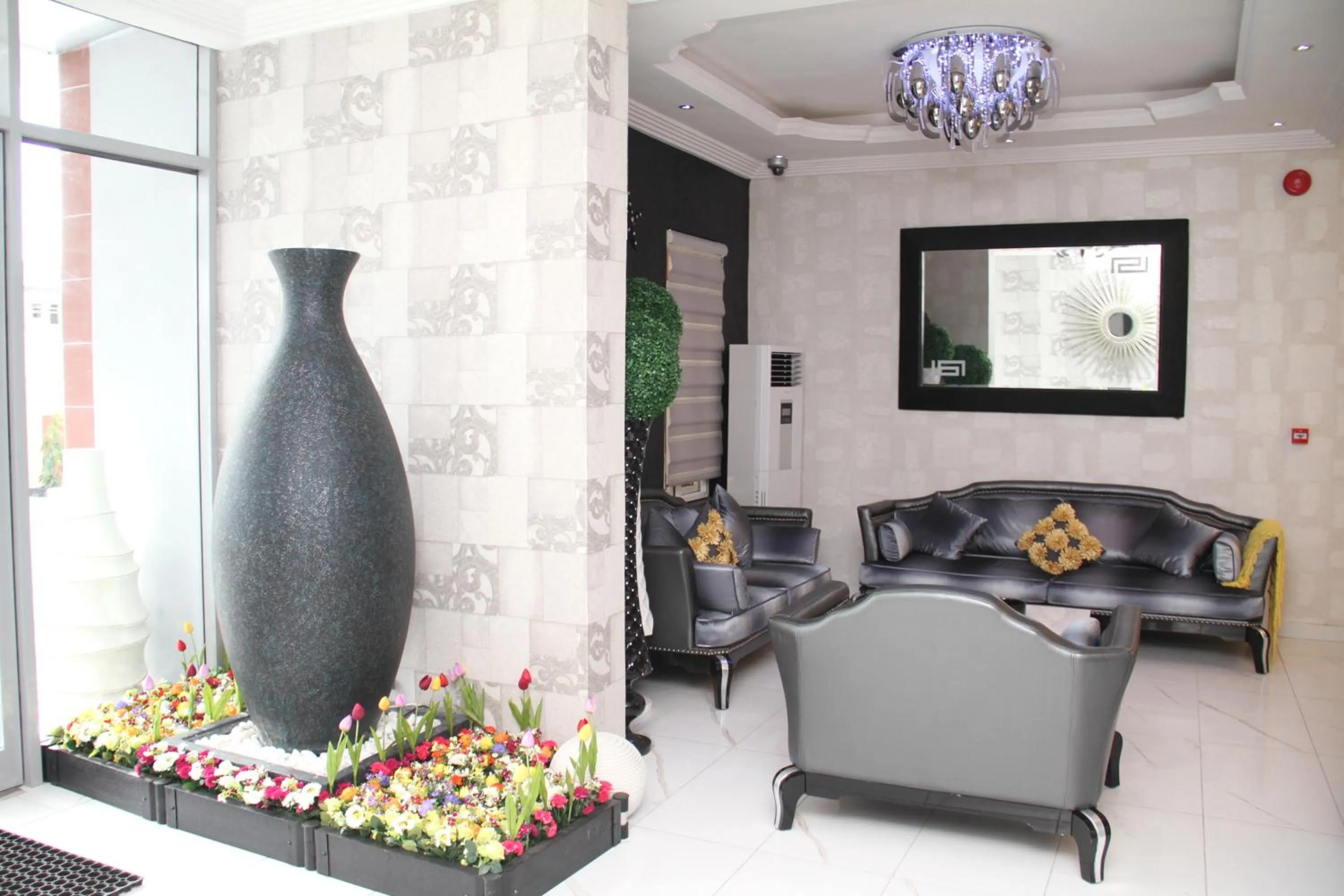 Lobby or reception in Palazzo Dumont Hotel Chevron