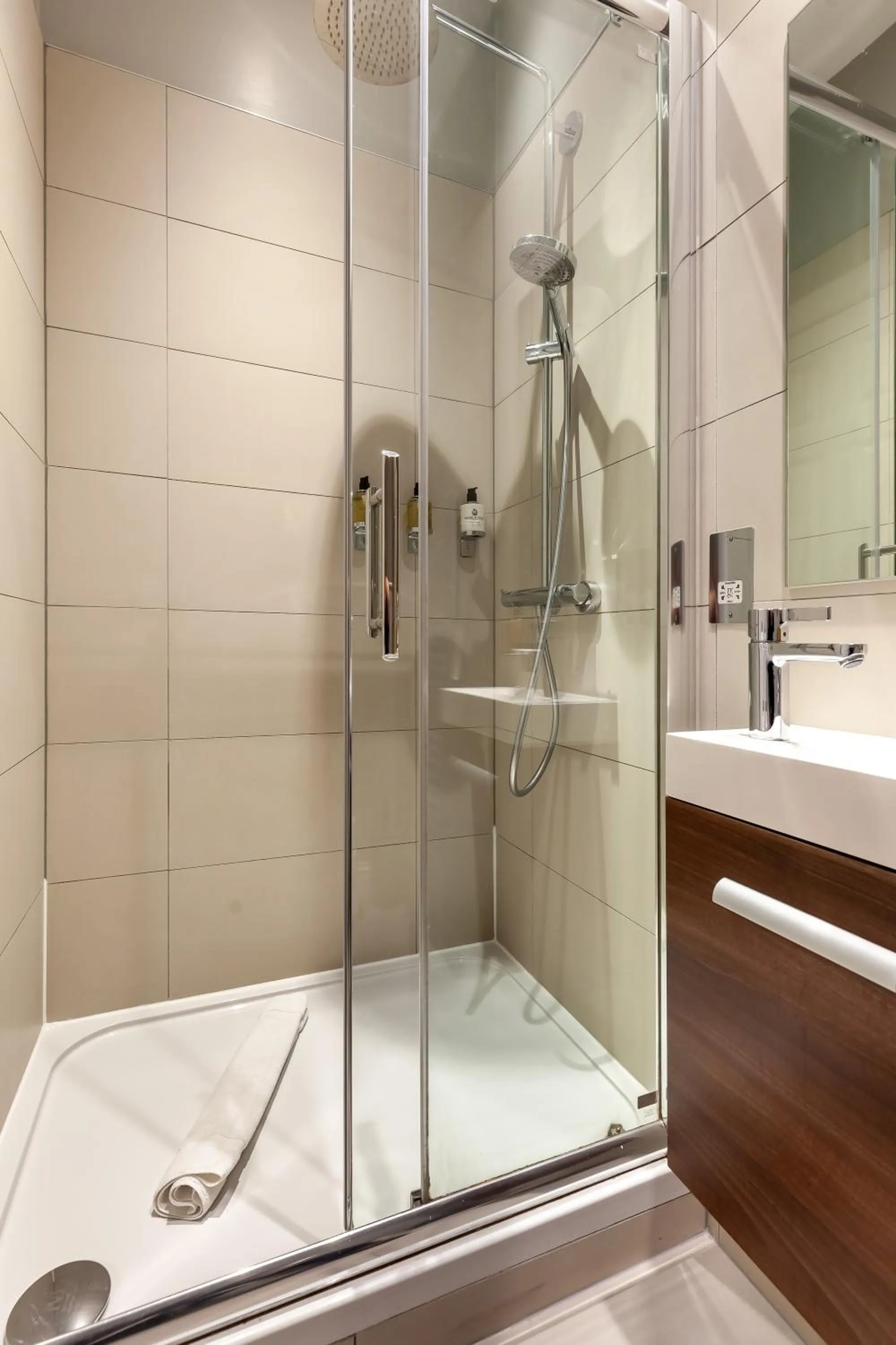 Destiny Scotland - Hill Street Apartments