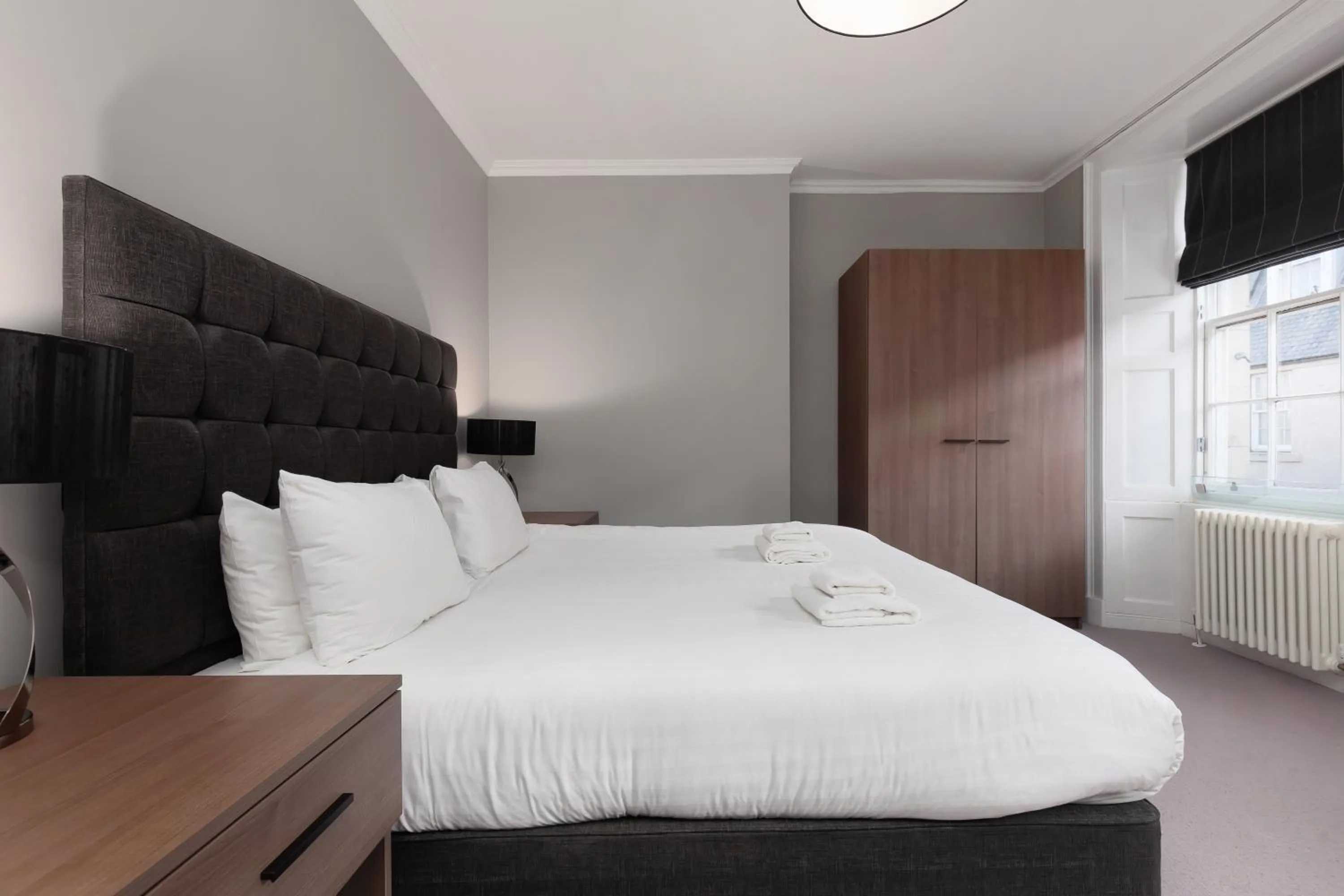 Bed in Destiny Scotland - Hill Street Apartments