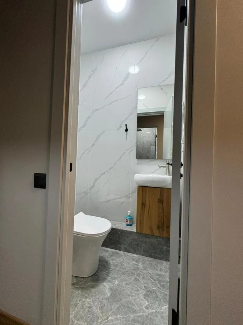 Toilet in Cozy Hostel