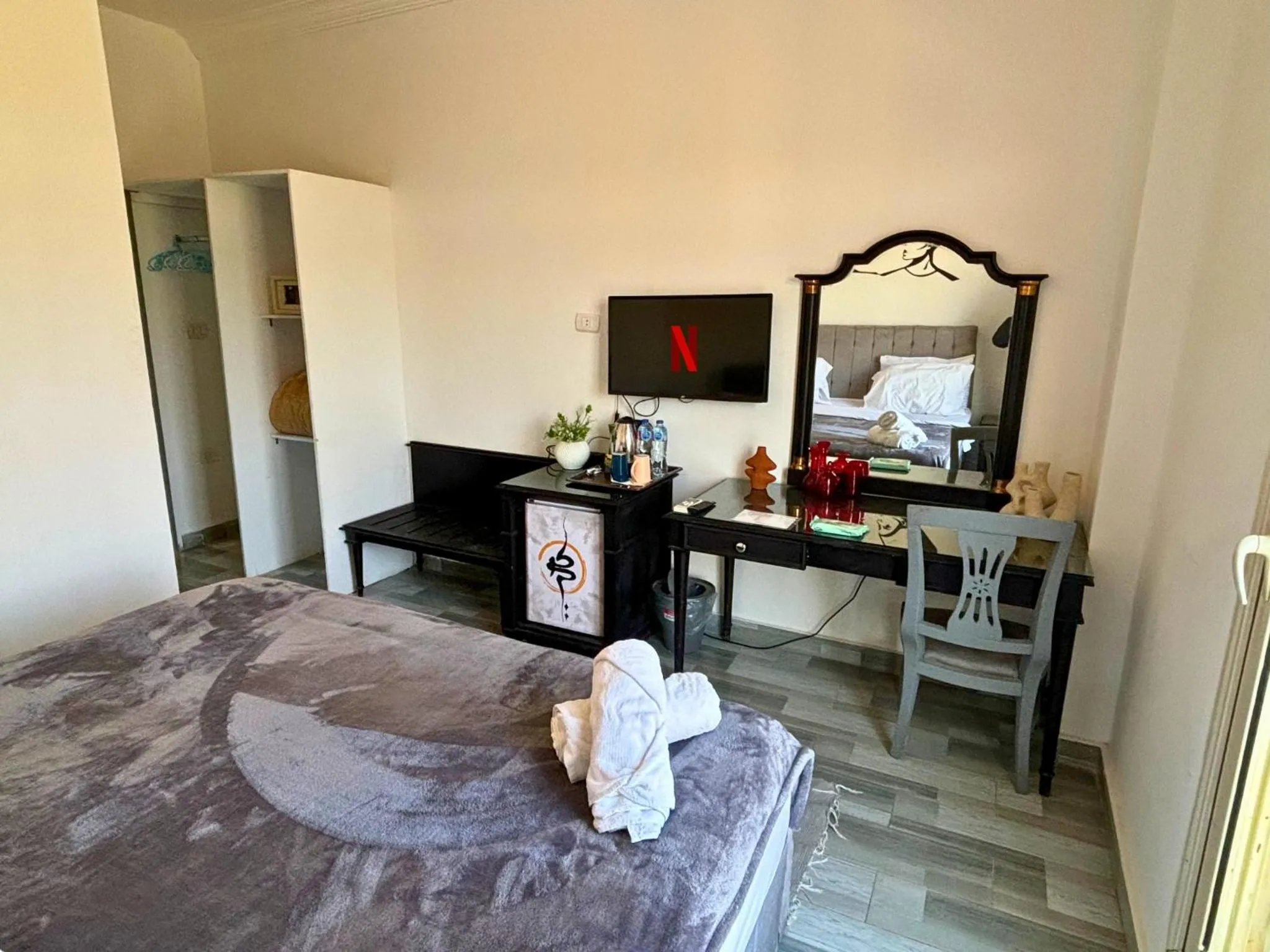 Bed in K Boutique Hotel MedSpa-Pyramids & Grand Egyptian Museum