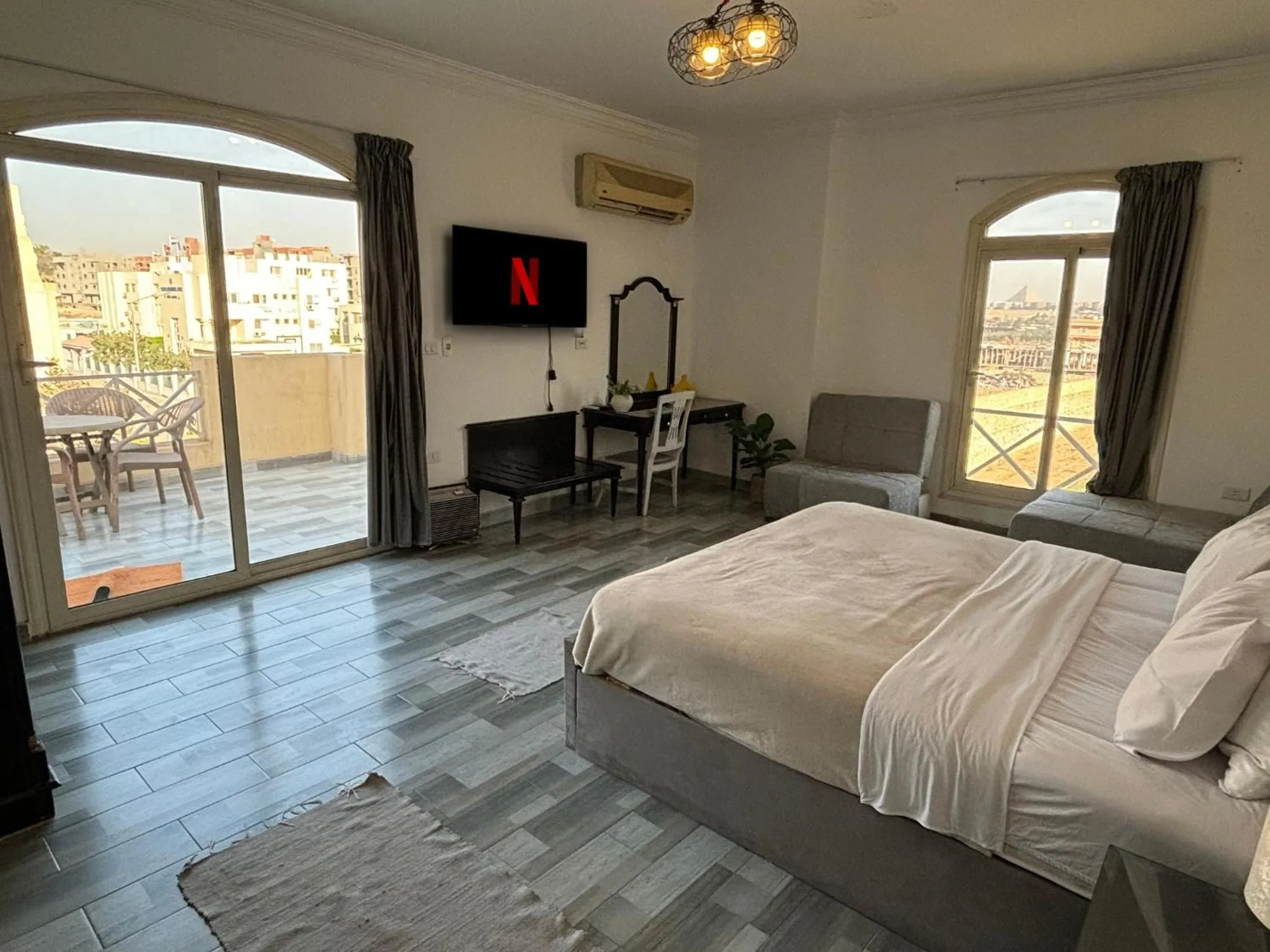 Bed in K Boutique Hotel MedSpa-Pyramids & Grand Egyptian Museum