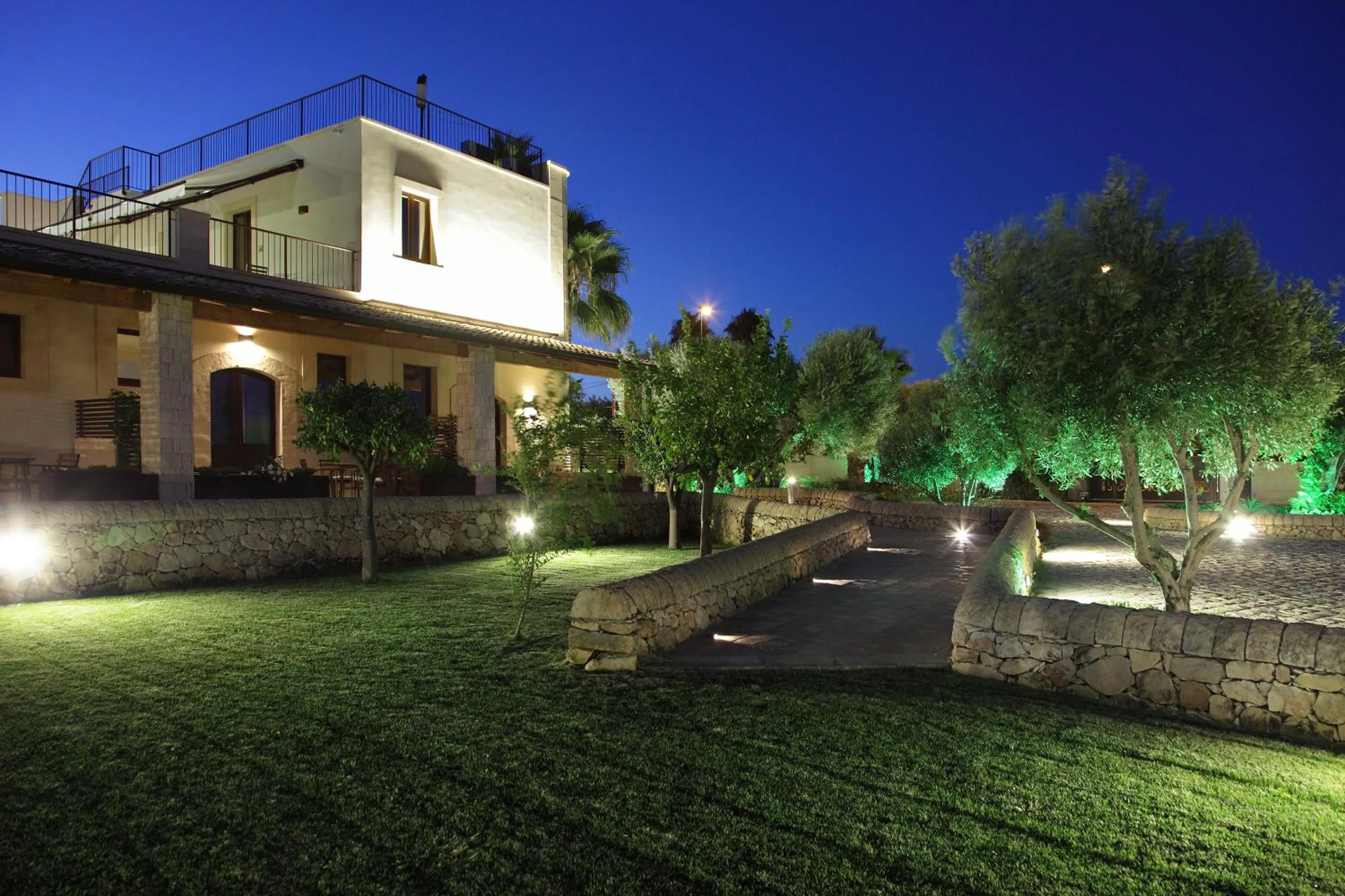 Property building in Casal Sikelio