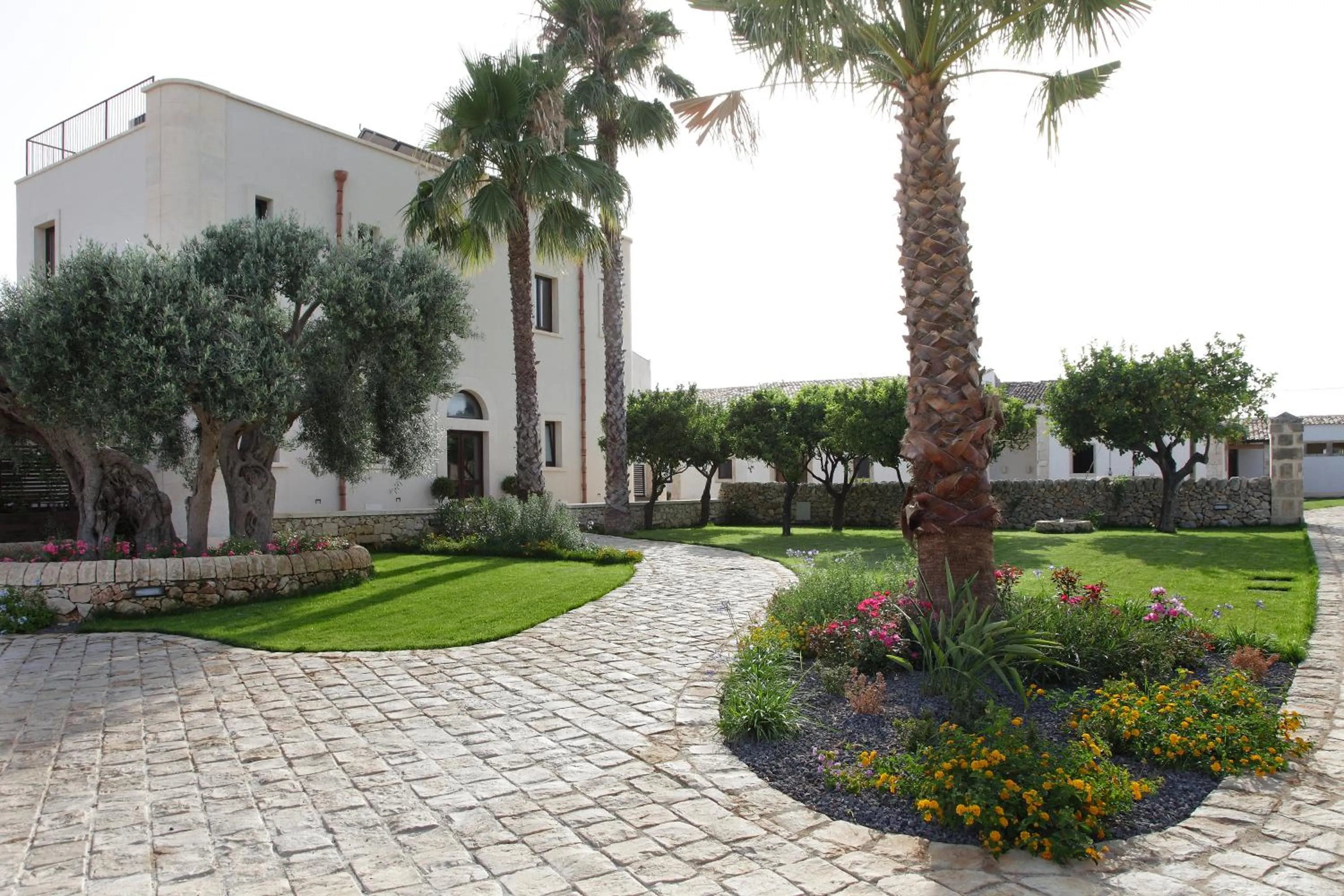 Property building in Casal Sikelio