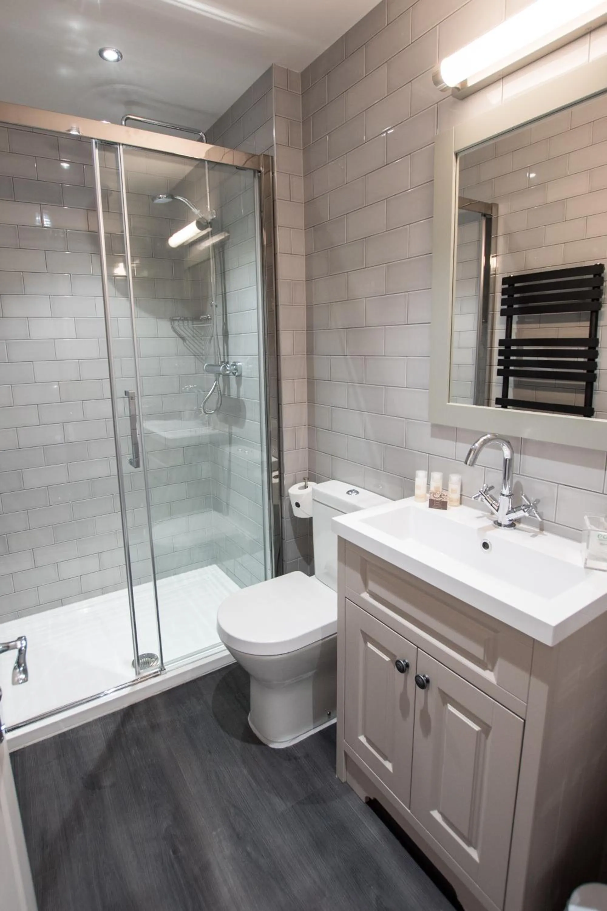 The Halston Carlisle