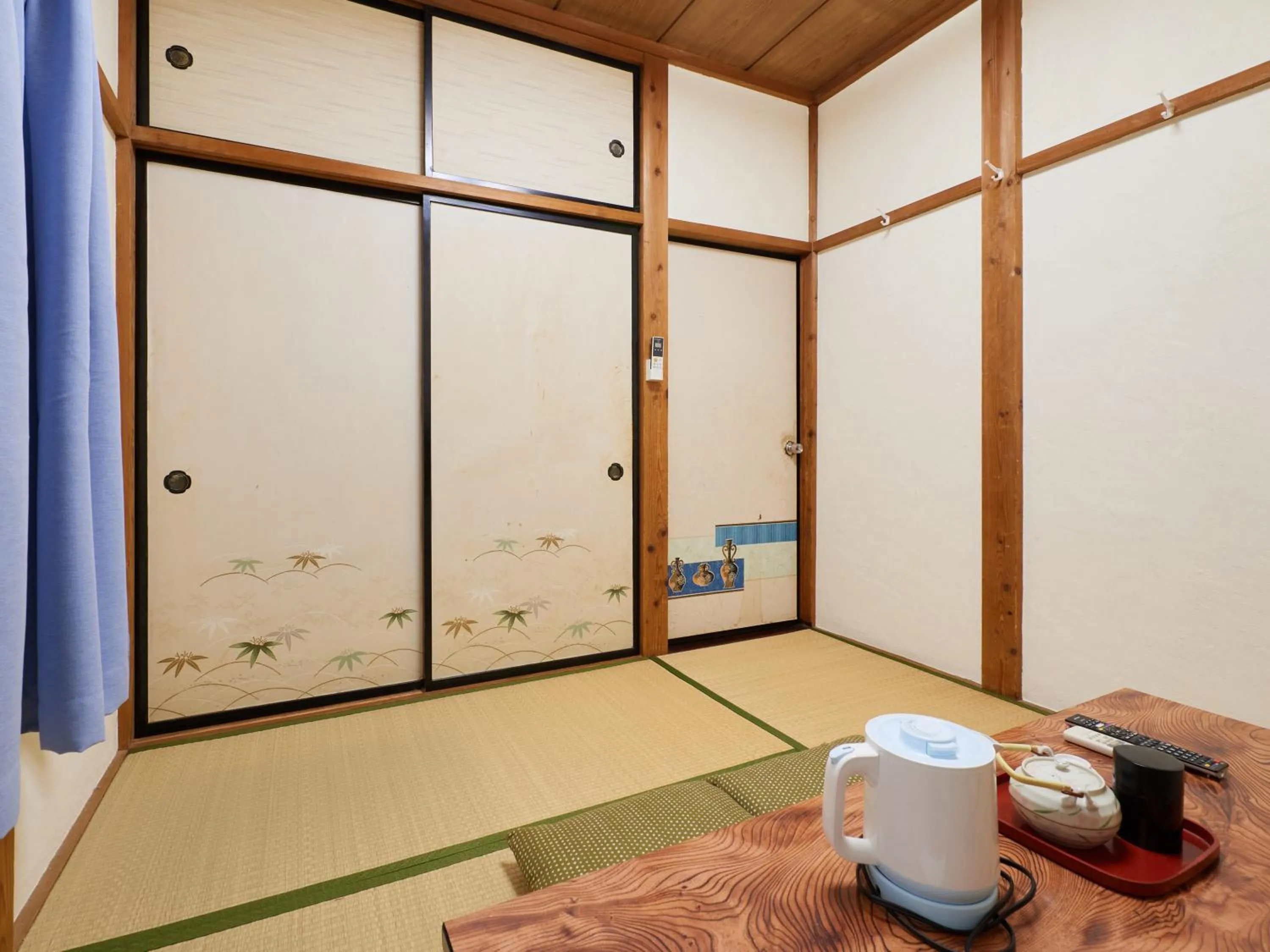 Photo of the whole room in Hayamasou