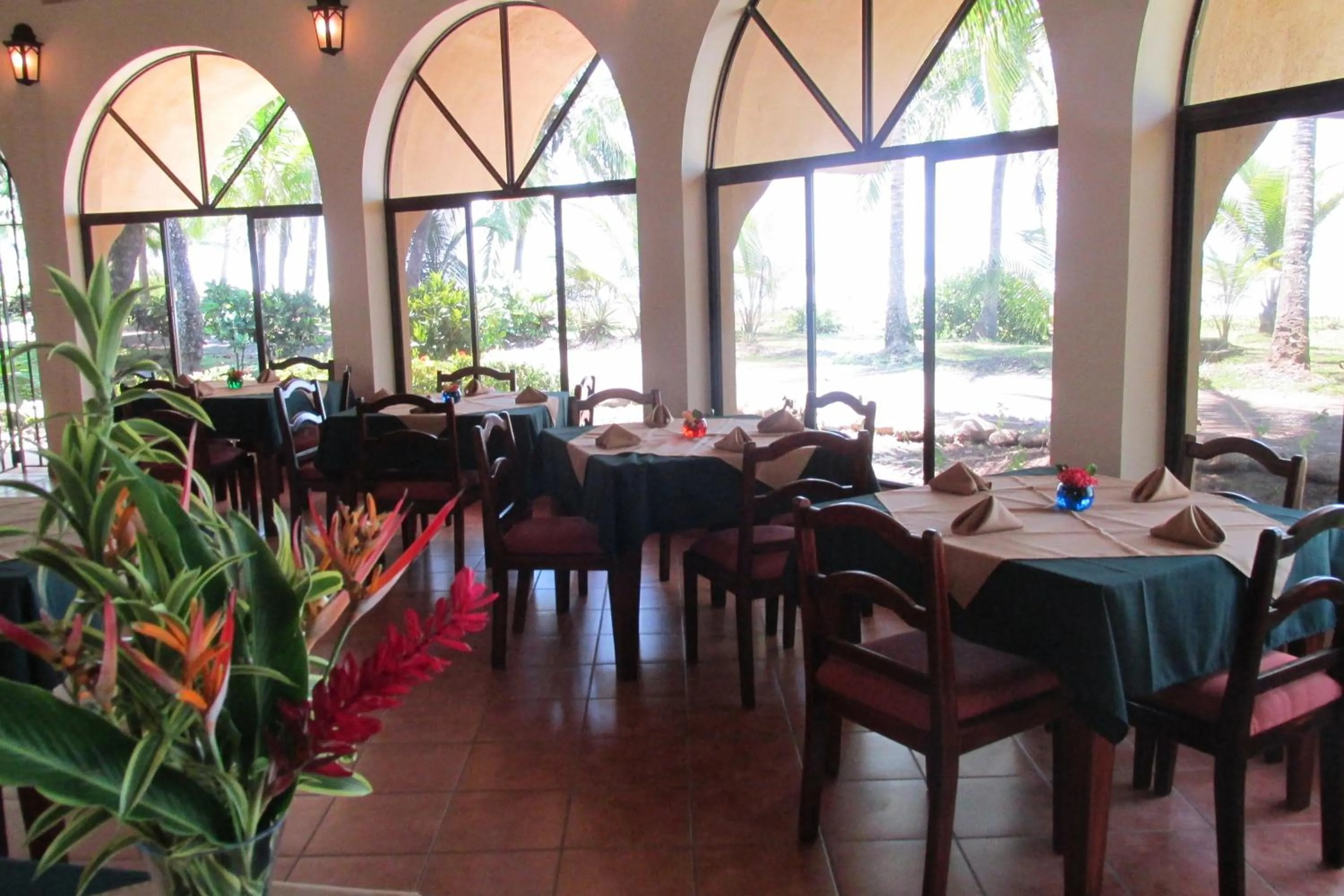 Restaurant/places to eat in Hotel Delfin Playa Bejuco