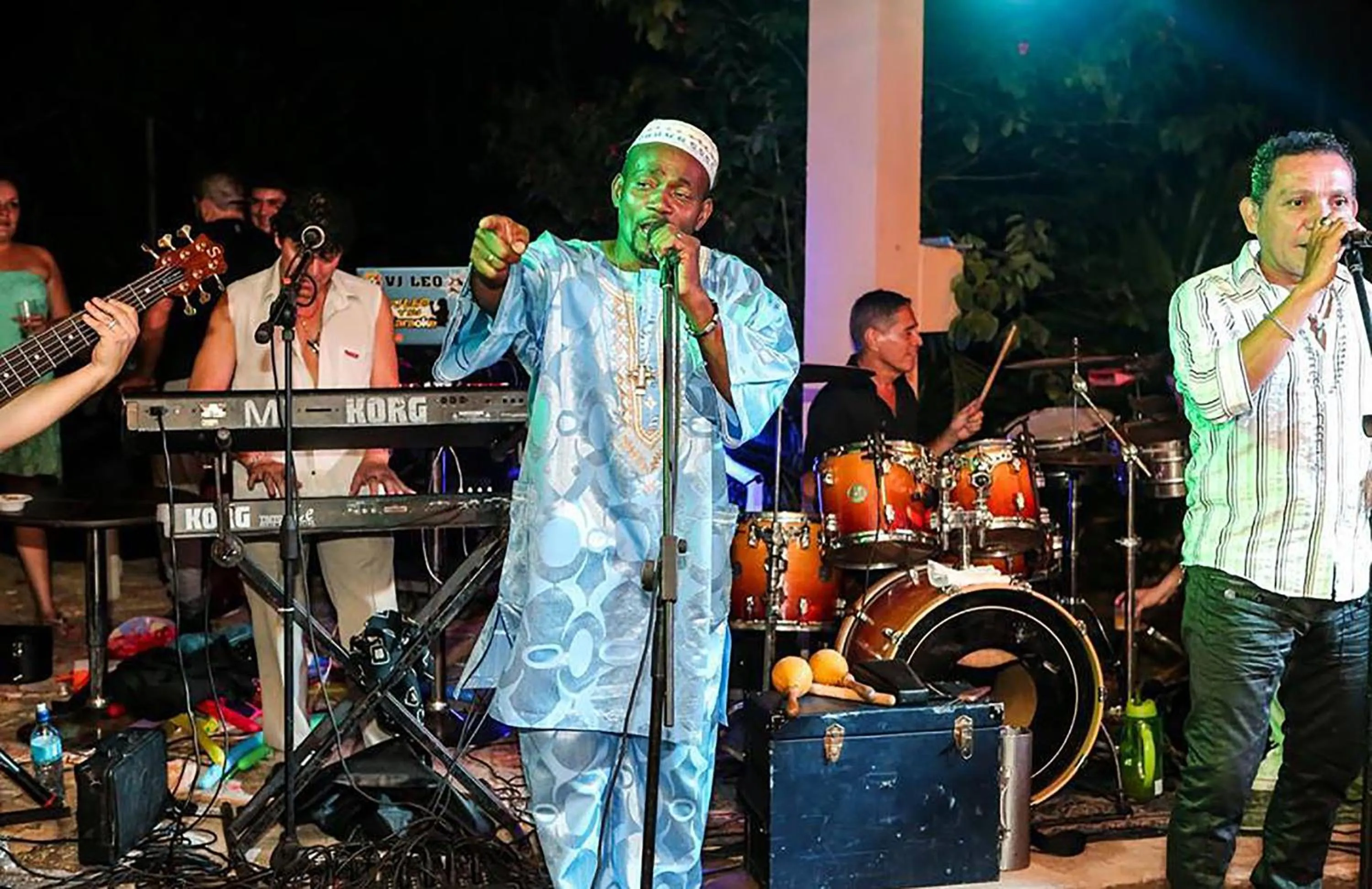 Entertainment in Hotel Delfin Playa Bejuco