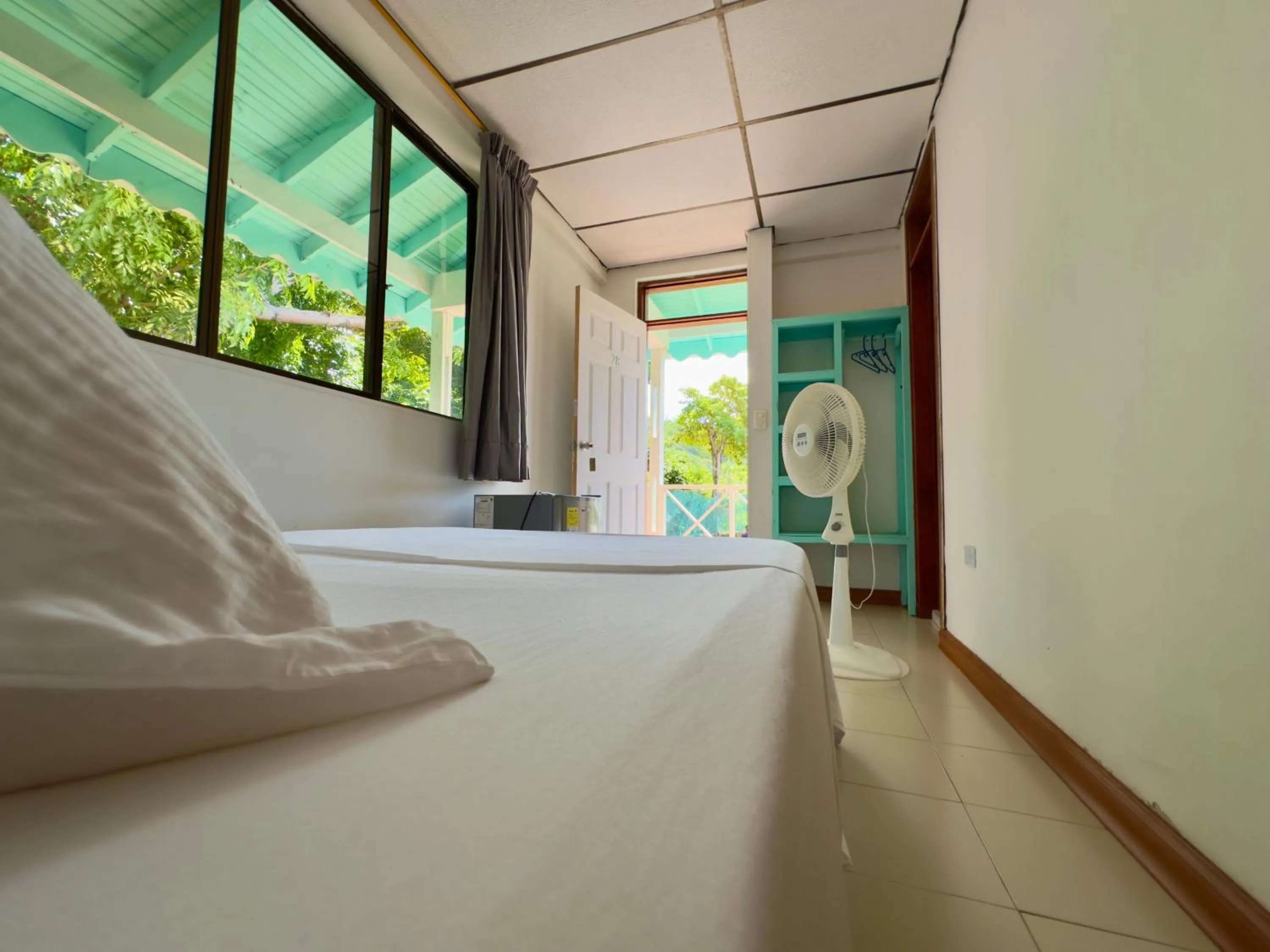 Bed in South West Bay Cabañas