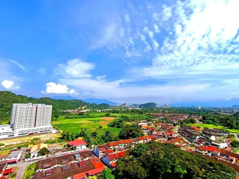 Natural landscape in The Horizon Ipoh Dual L13 by Grab A Stay