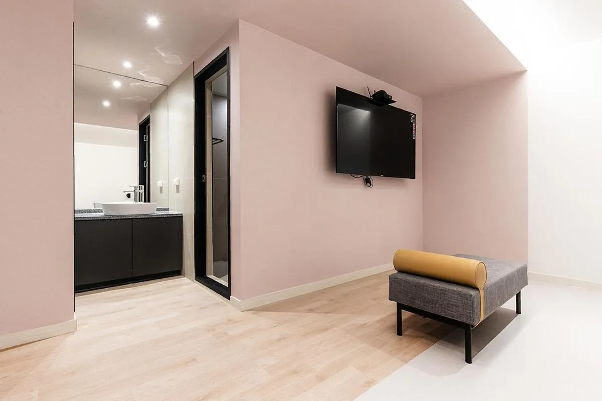 Photo of the whole room, Bed in Hotel Yaja Masan Odong Branch