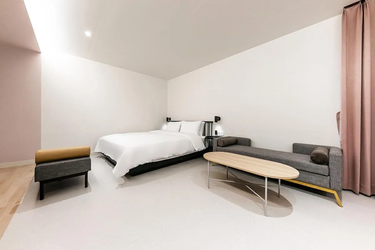 Photo of the whole room, Bed in Hotel Yaja Masan Odong Branch